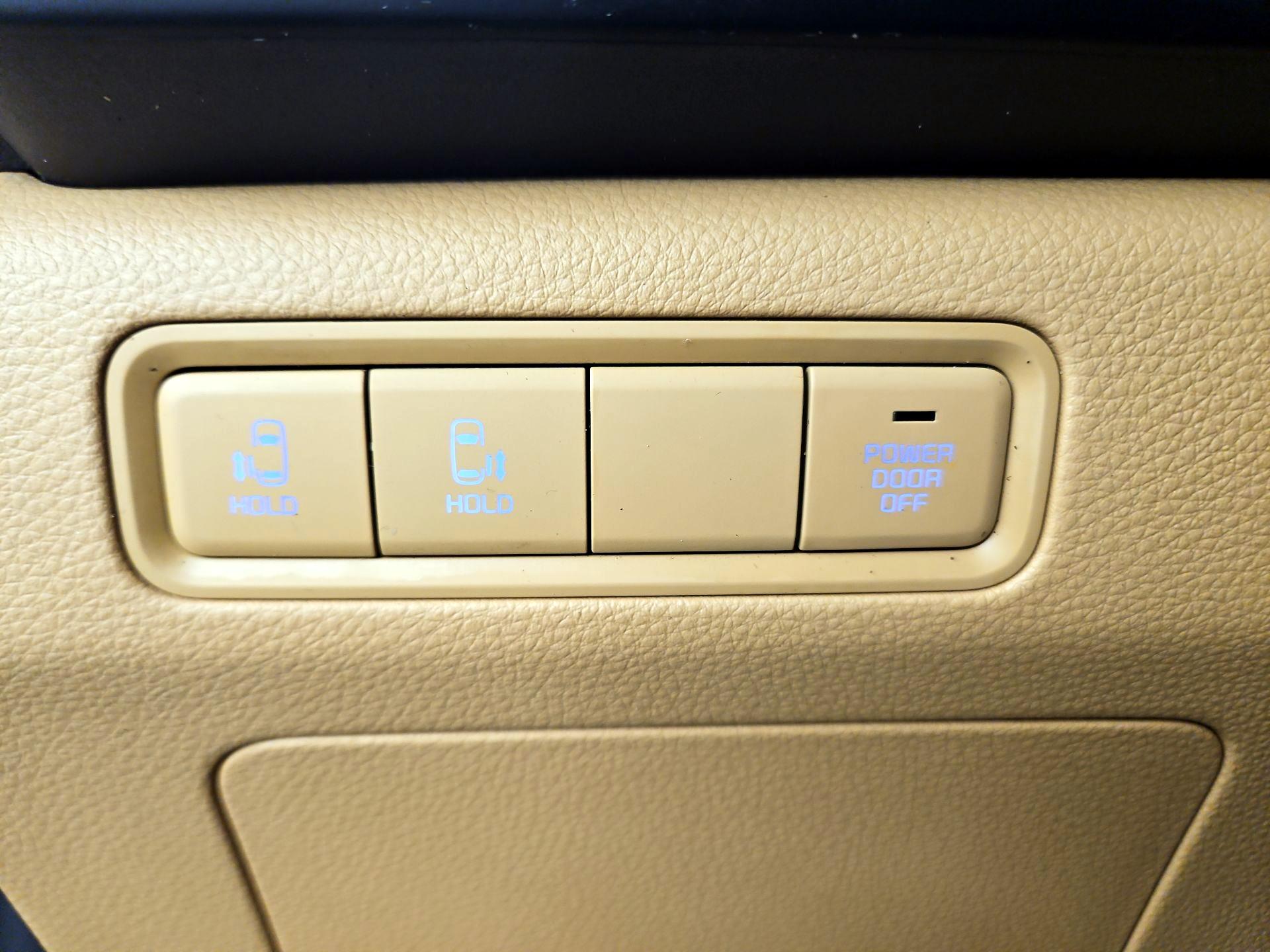 Thumbnail: 2024 Kia Carnival - 13