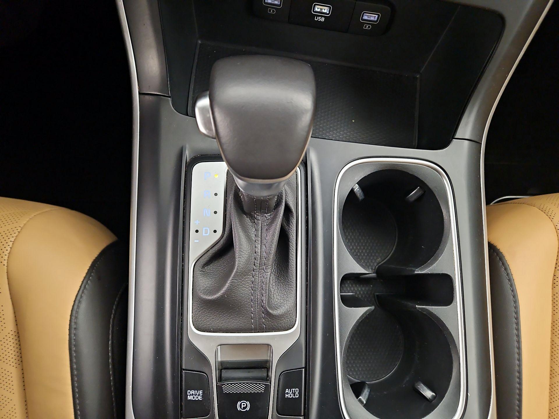 Thumbnail: 2024 Kia Carnival - 17