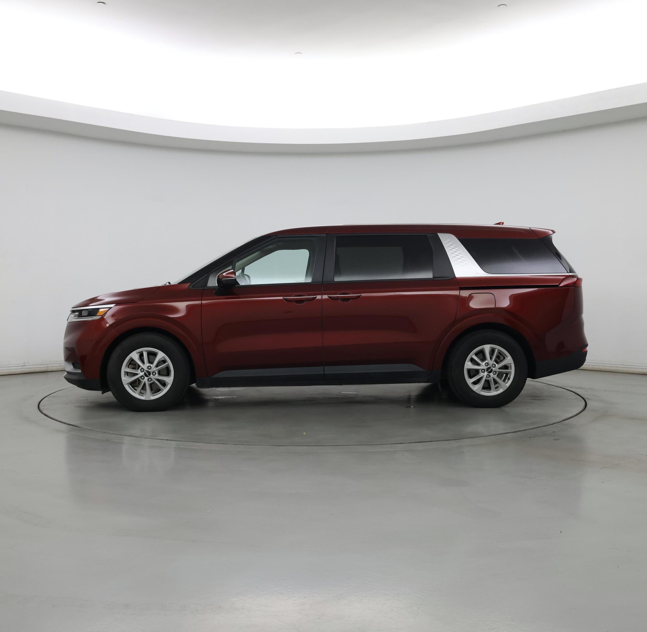 Thumbnail: 2024 Kia Carnival - 3