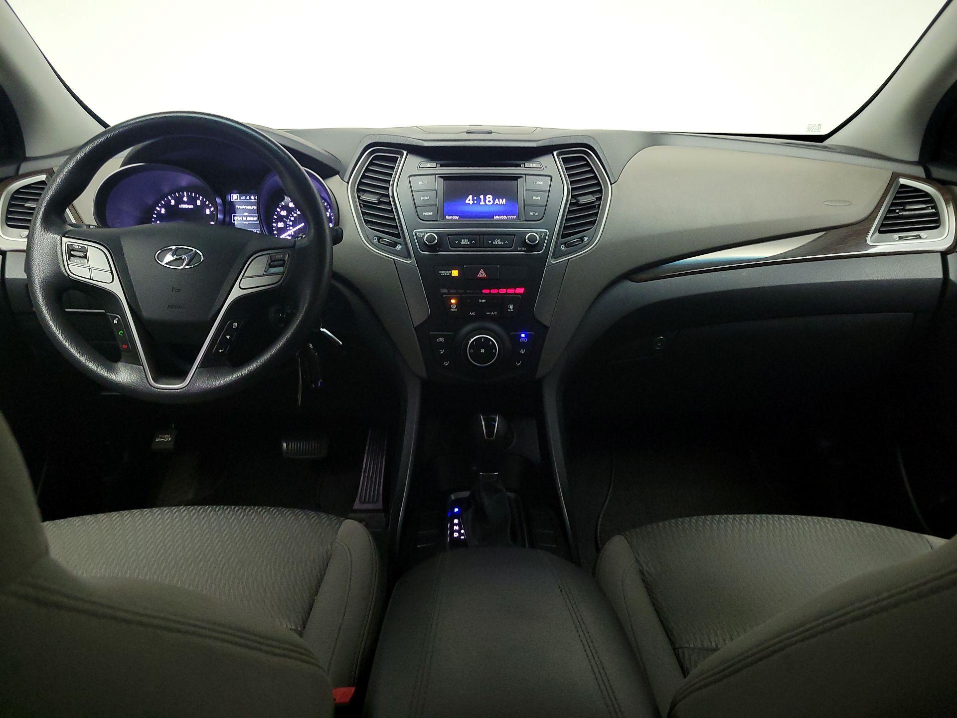 Thumbnail: 2017 Hyundai Santa Fe - 9