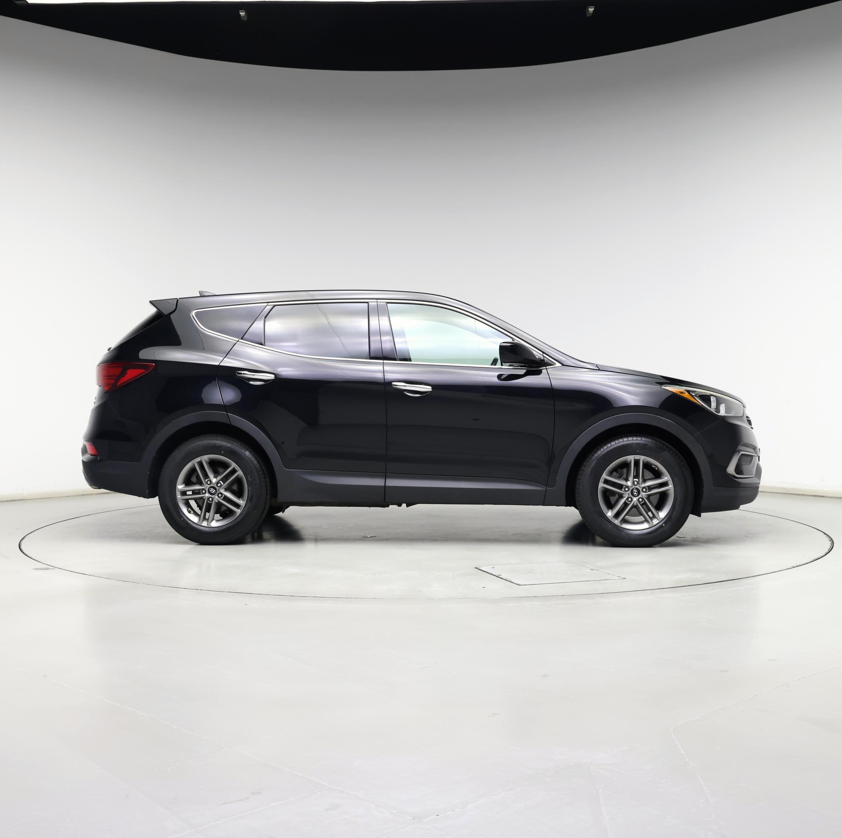 Thumbnail: 2017 Hyundai Santa Fe - 7