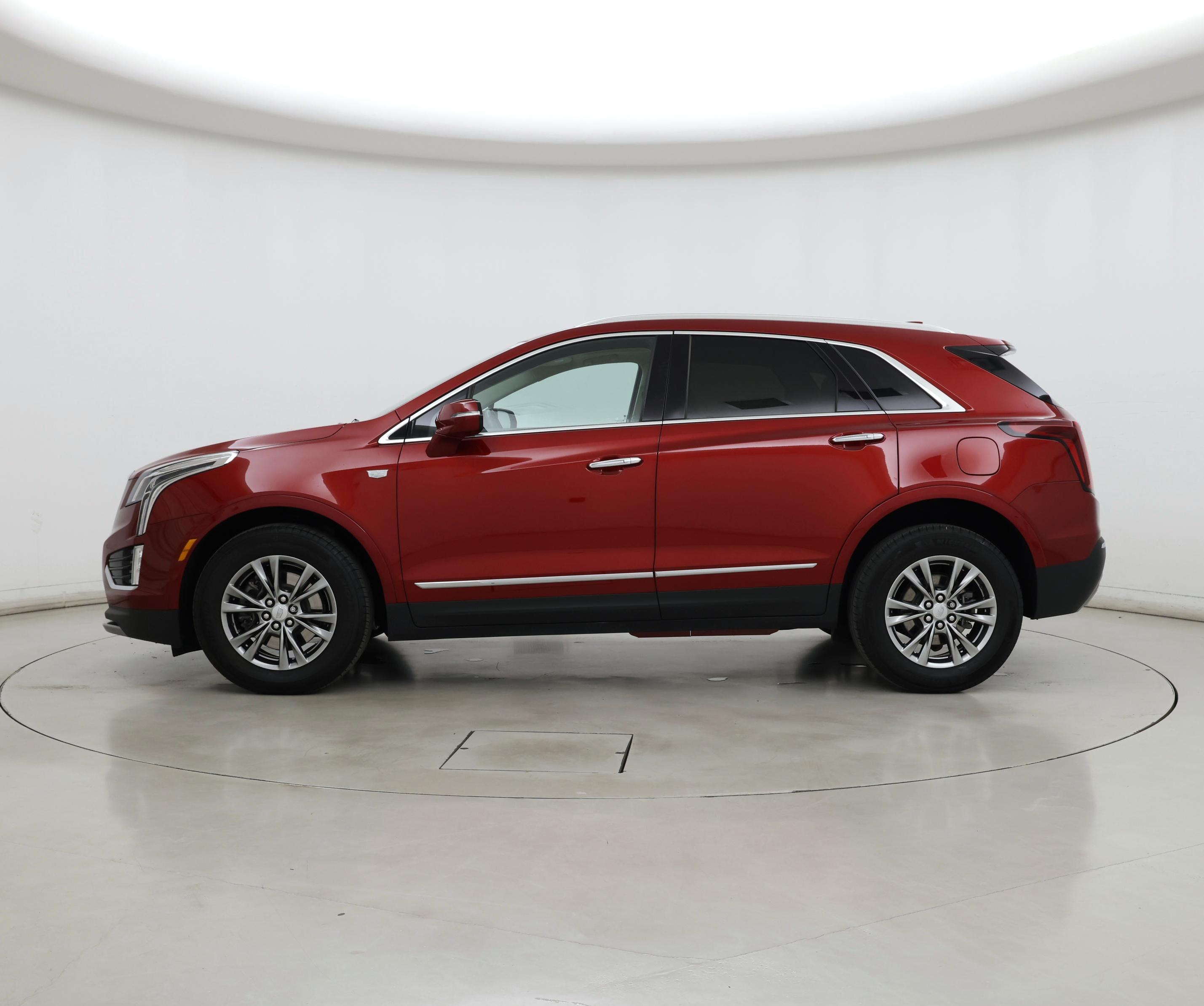 Thumbnail: 2023 Cadillac XT5 - 3