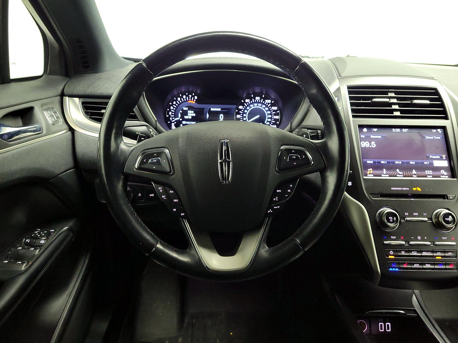 Thumbnail: 2019 Lincoln MKC - 10