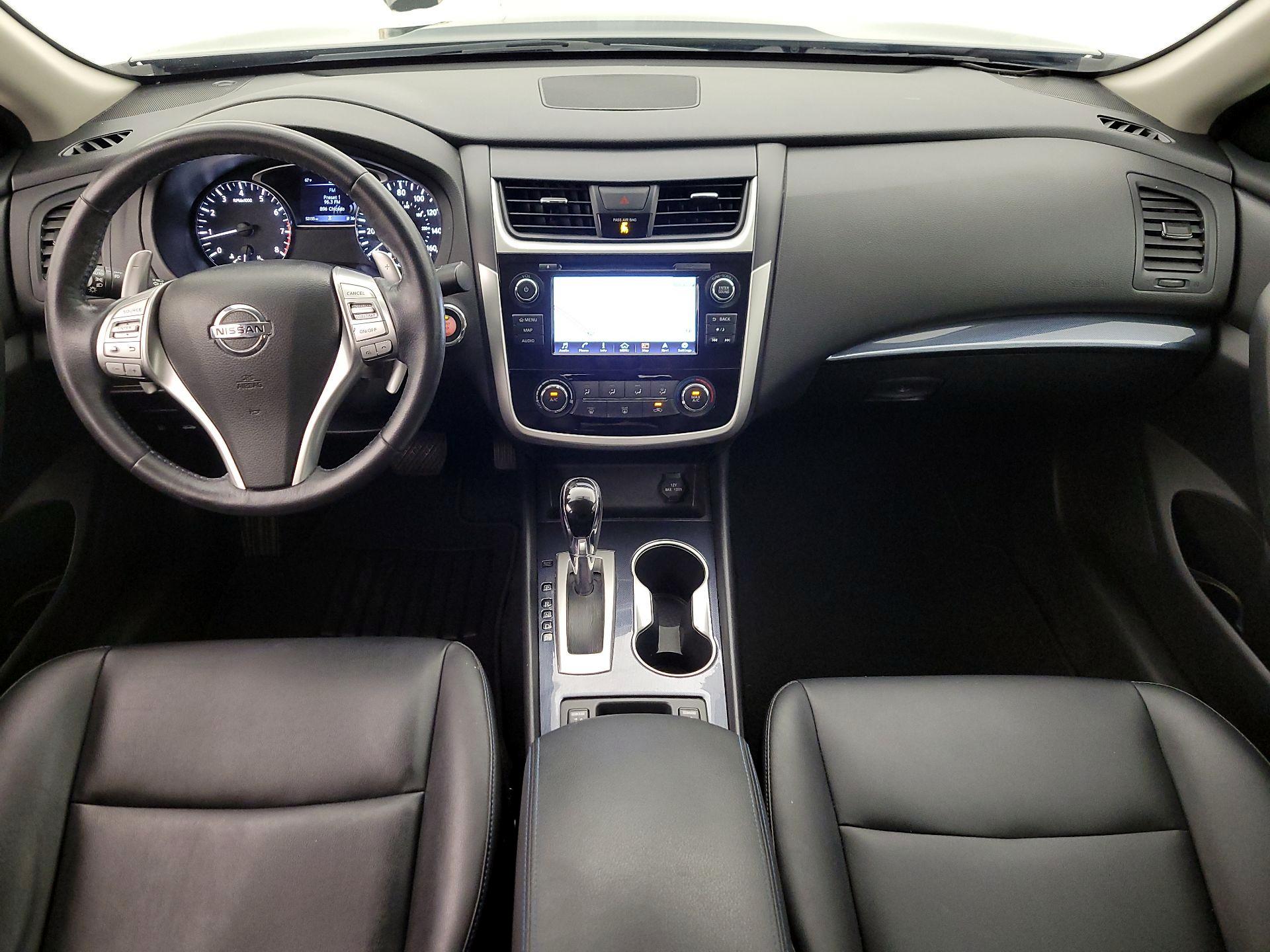 Thumbnail: 2018 Nissan Altima - 9