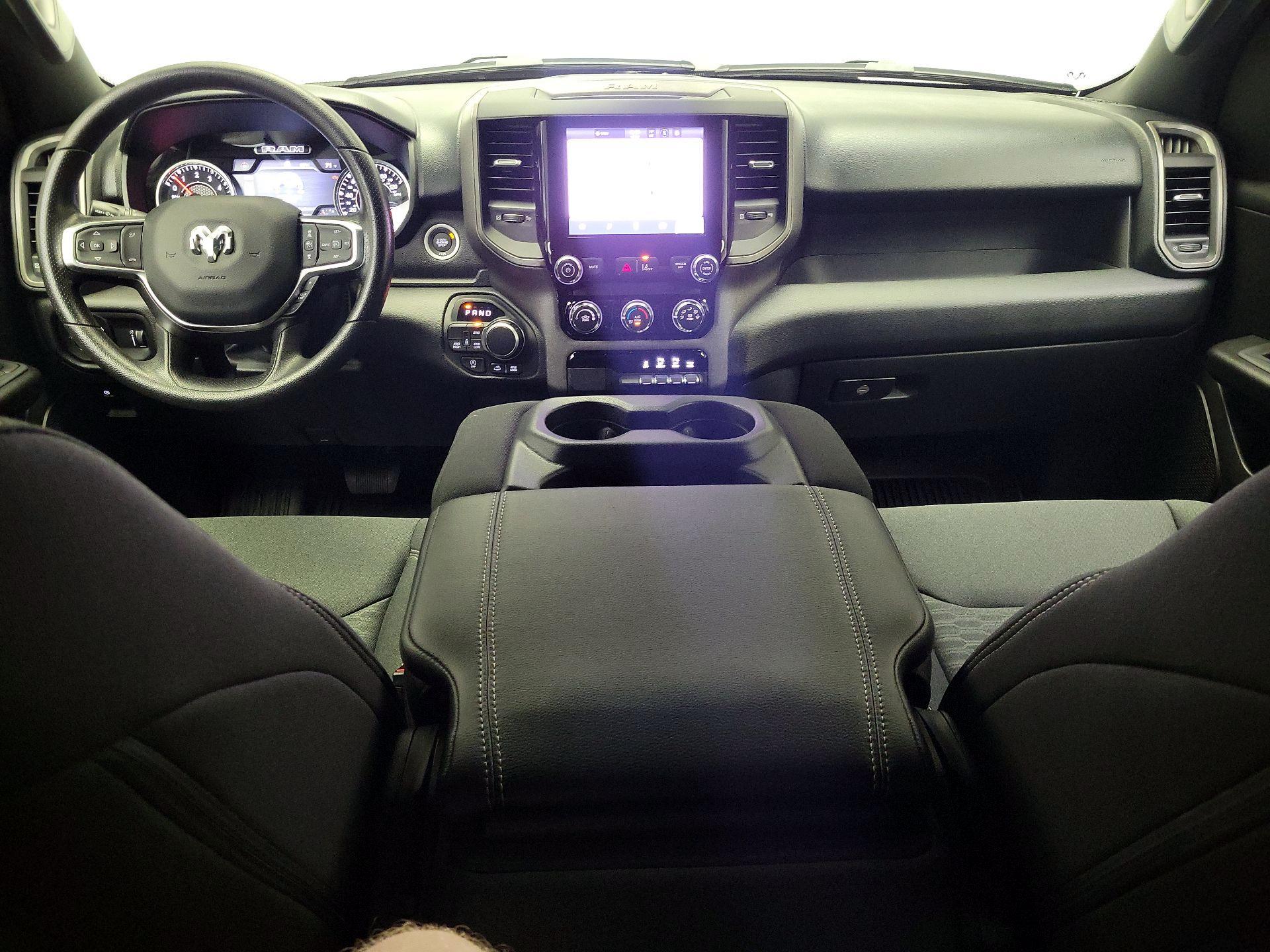 Thumbnail: 2025 RAM 1500 - 9