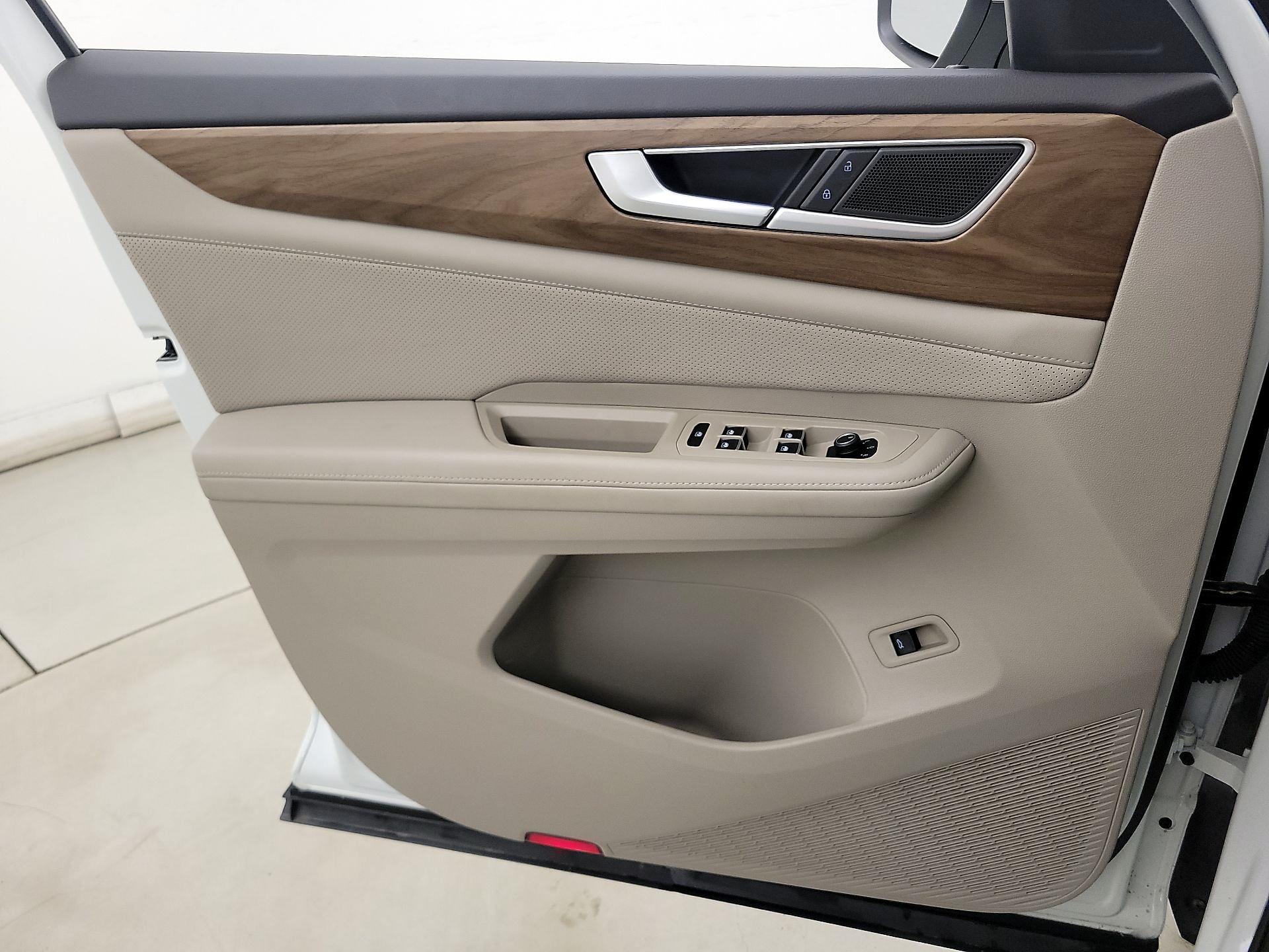 Thumbnail: 2024 Volkswagen Atlas - 12