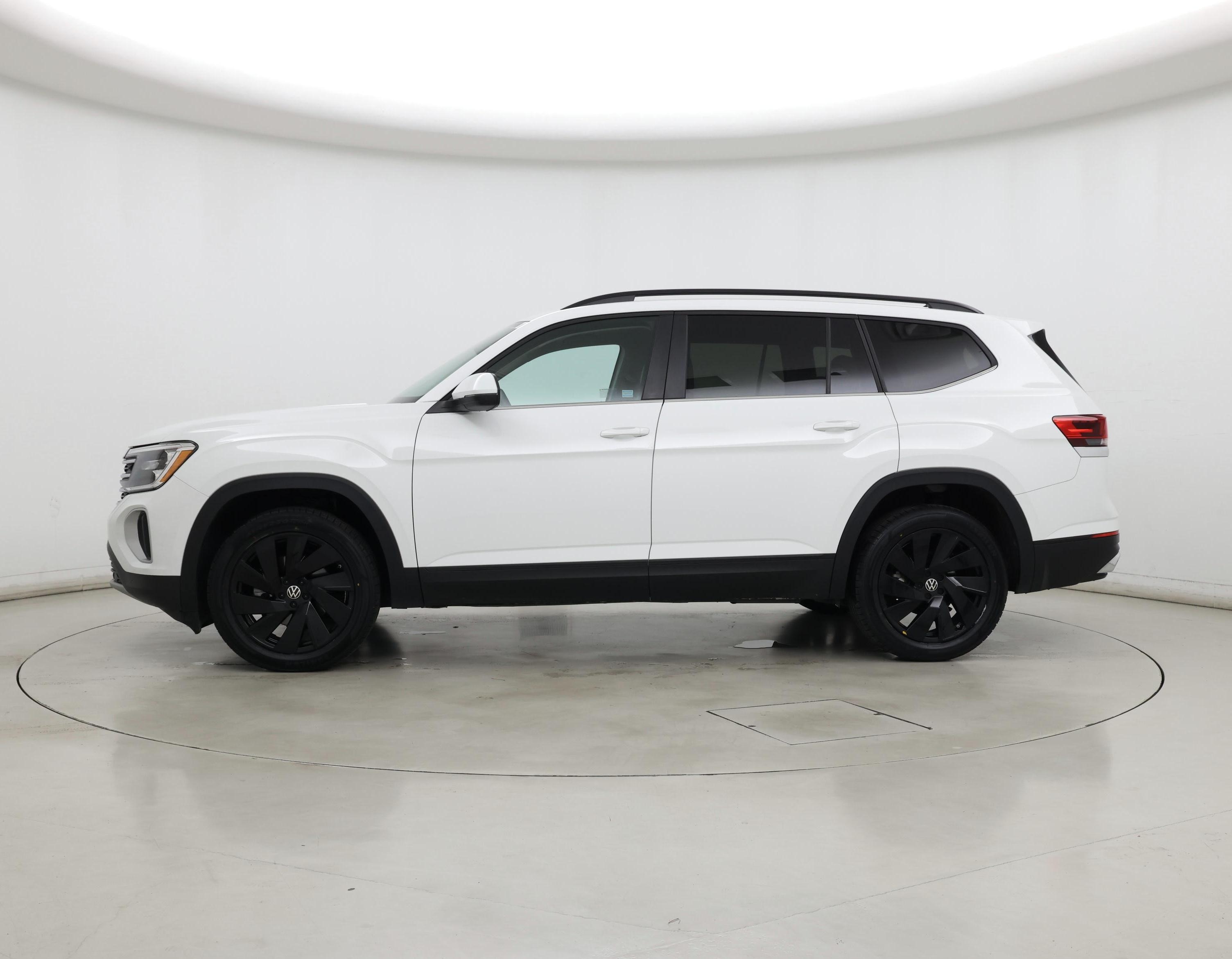 Thumbnail: 2024 Volkswagen Atlas - 3