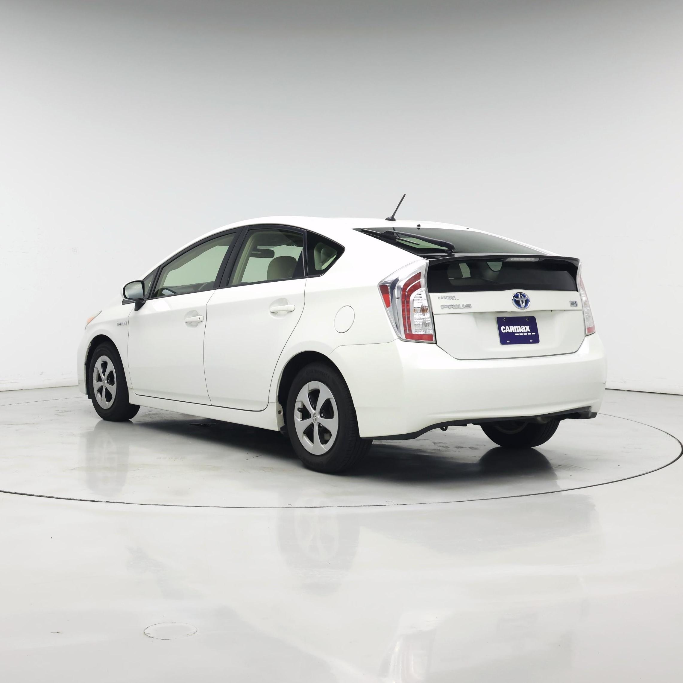 Thumbnail: 2014 Toyota Prius - 2