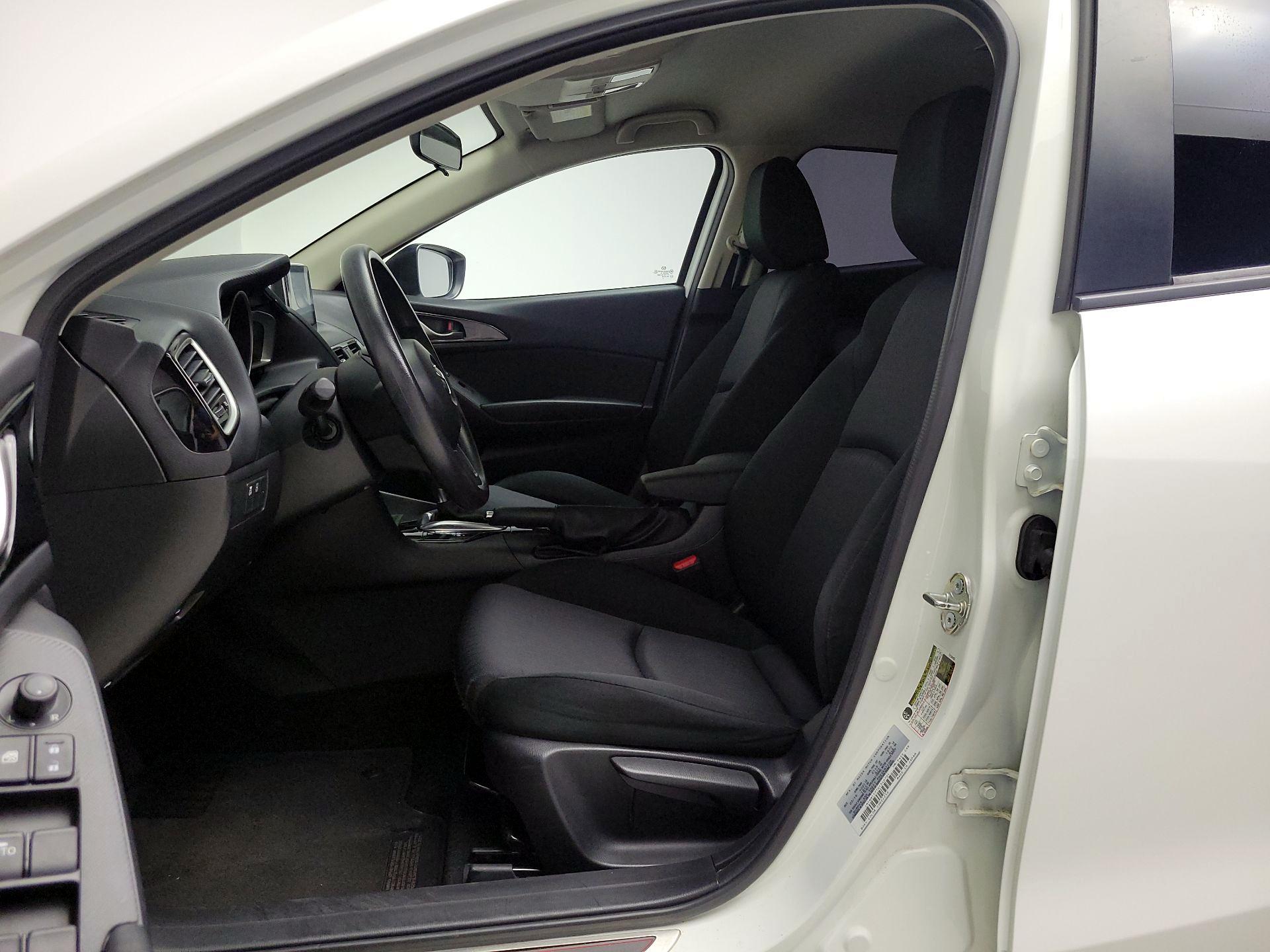 Thumbnail: 2016 Mazda Mazda3 - 11