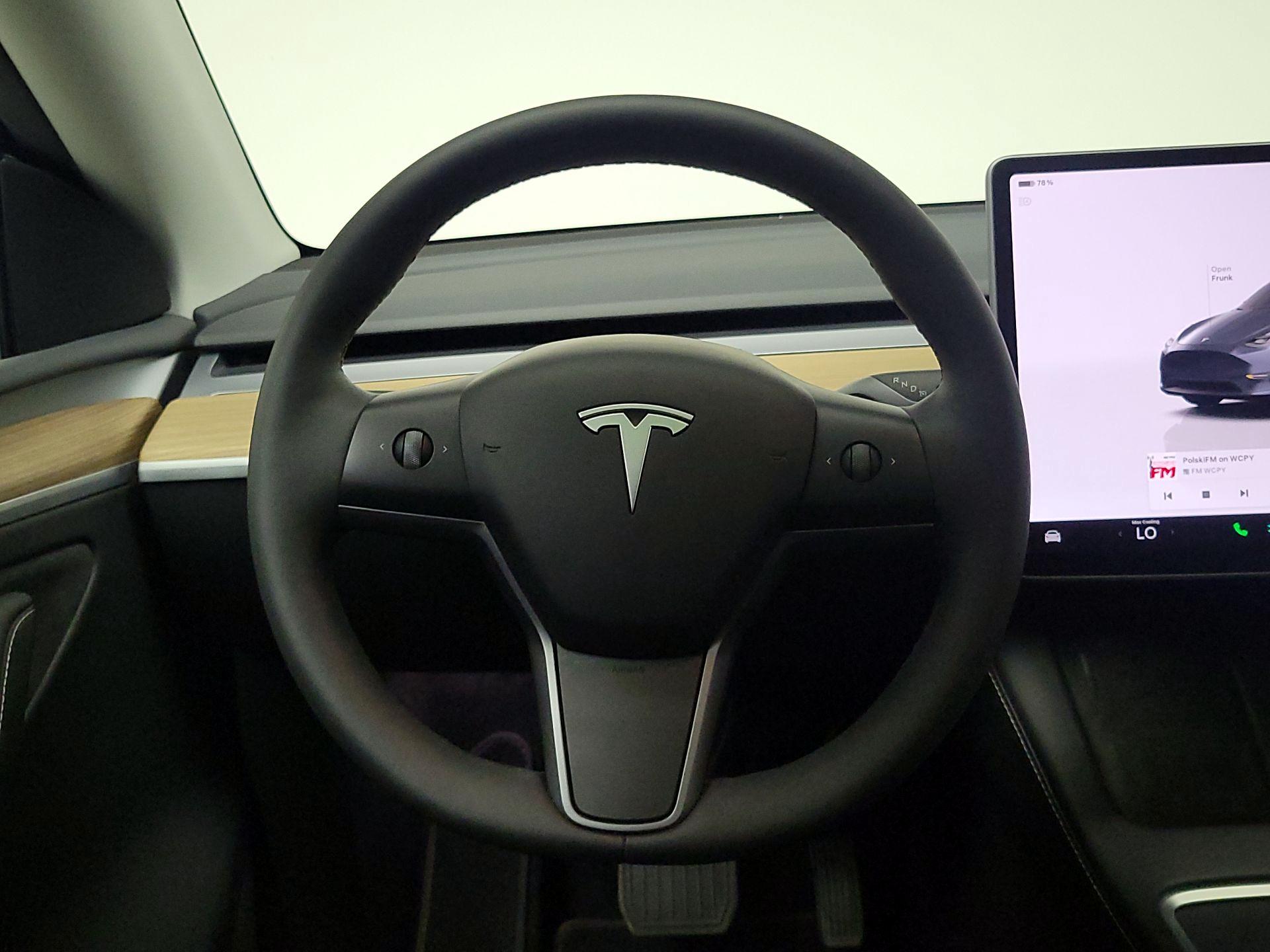 Thumbnail: 2023 Tesla Model Y - 10