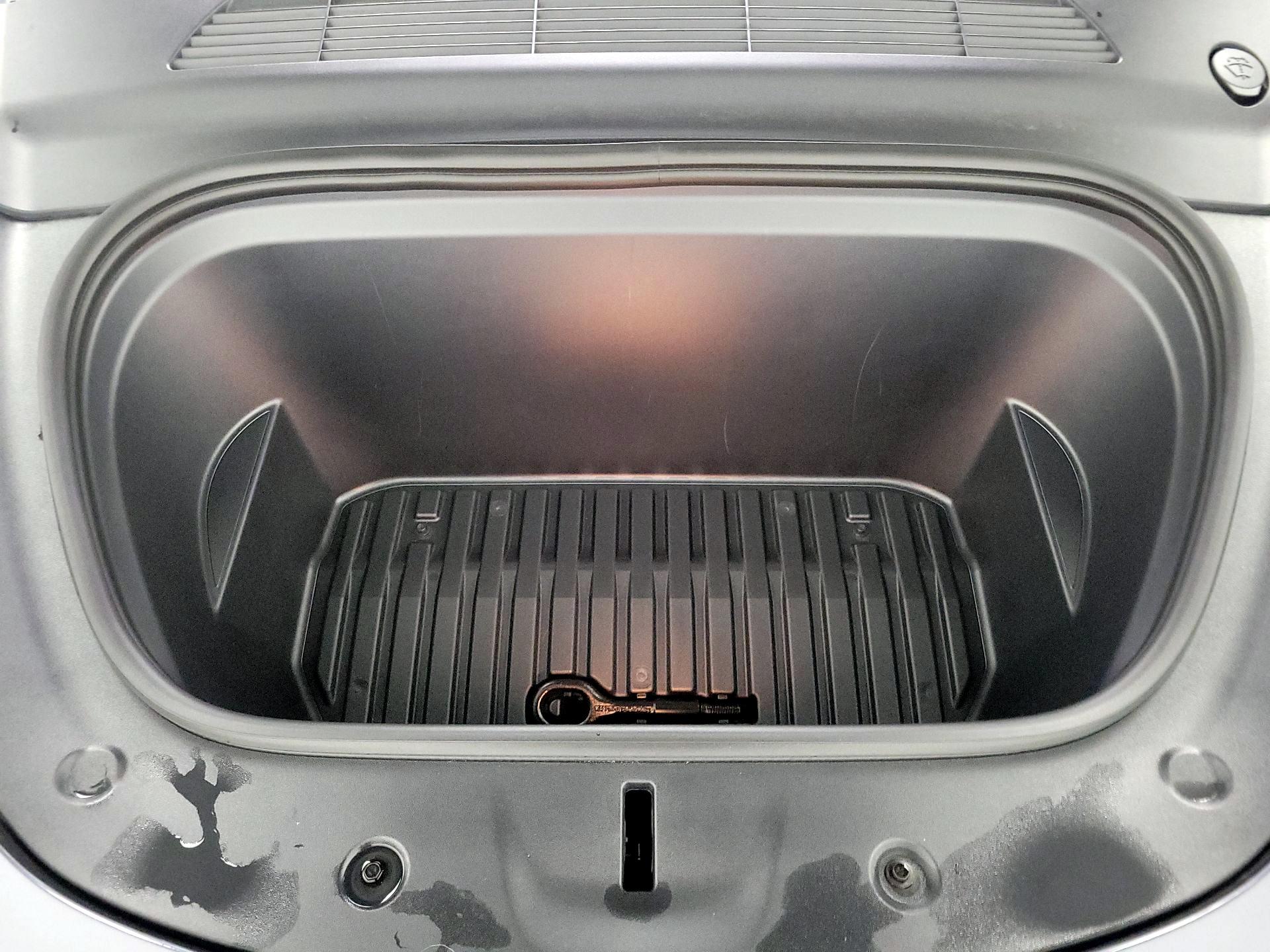 Thumbnail: 2023 Tesla Model Y - 20