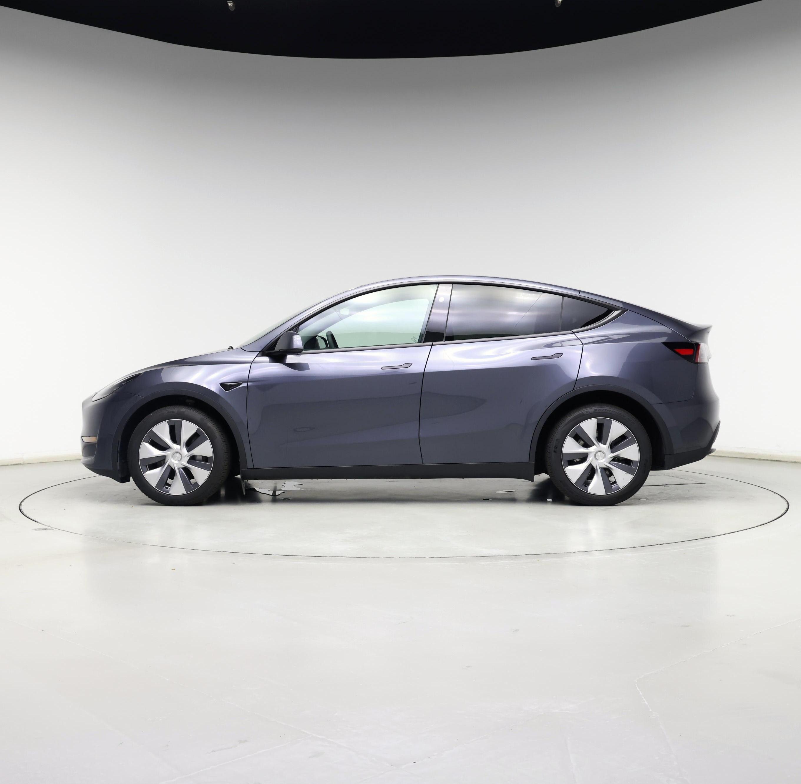 Thumbnail: 2023 Tesla Model Y - 3