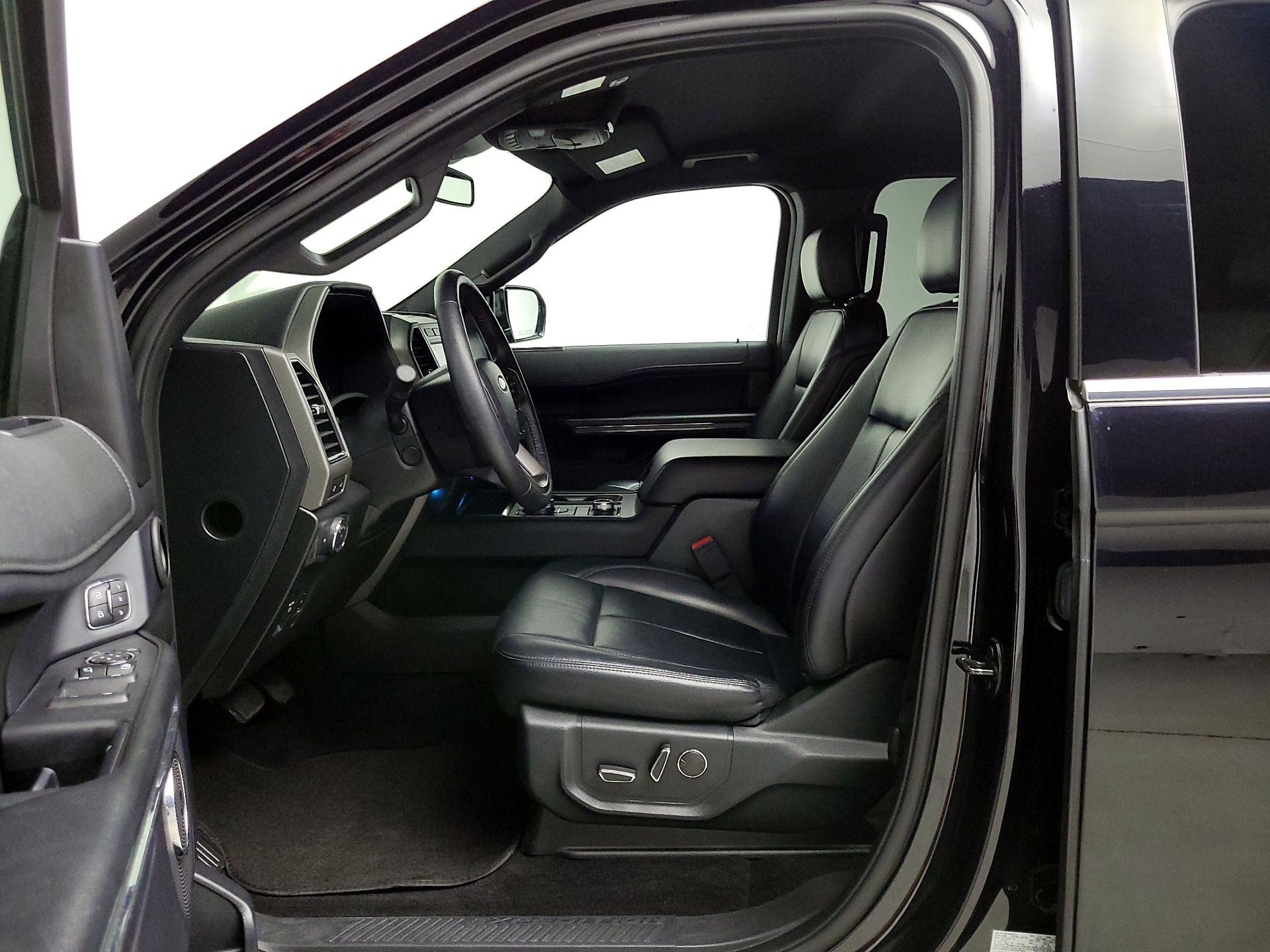 Thumbnail: 2019 Ford Expedition - 11