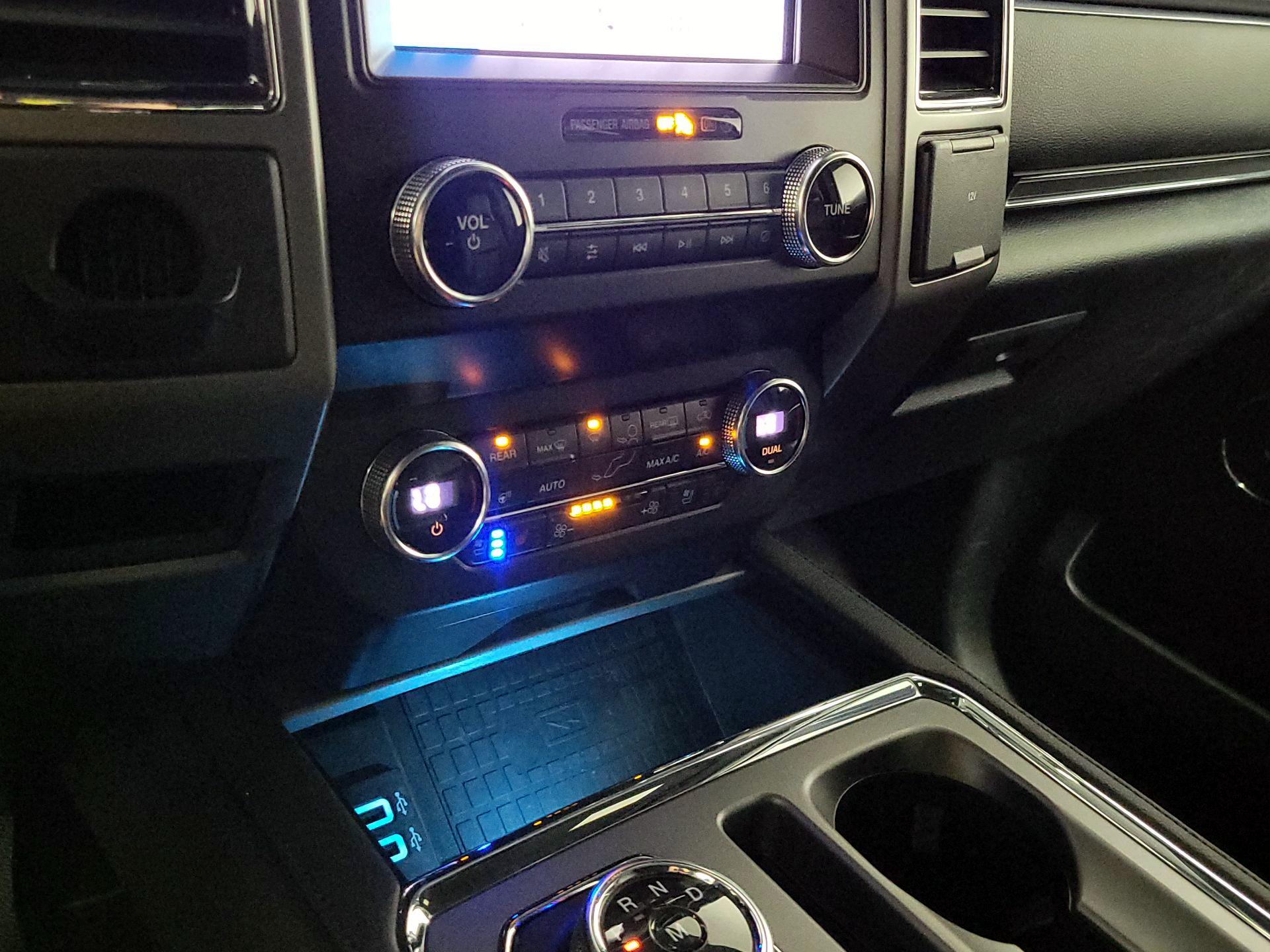Thumbnail: 2019 Ford Expedition - 16