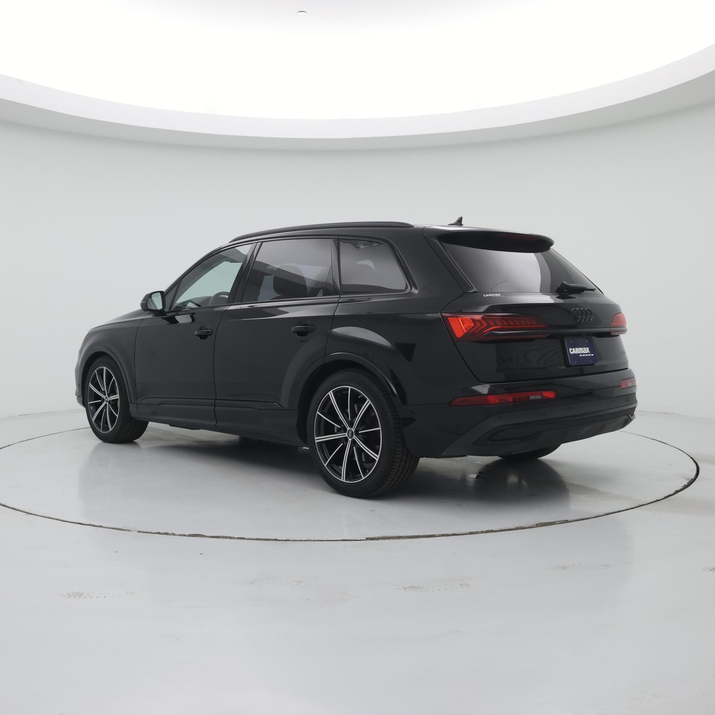 Thumbnail: 2023 Audi Q7 - 2