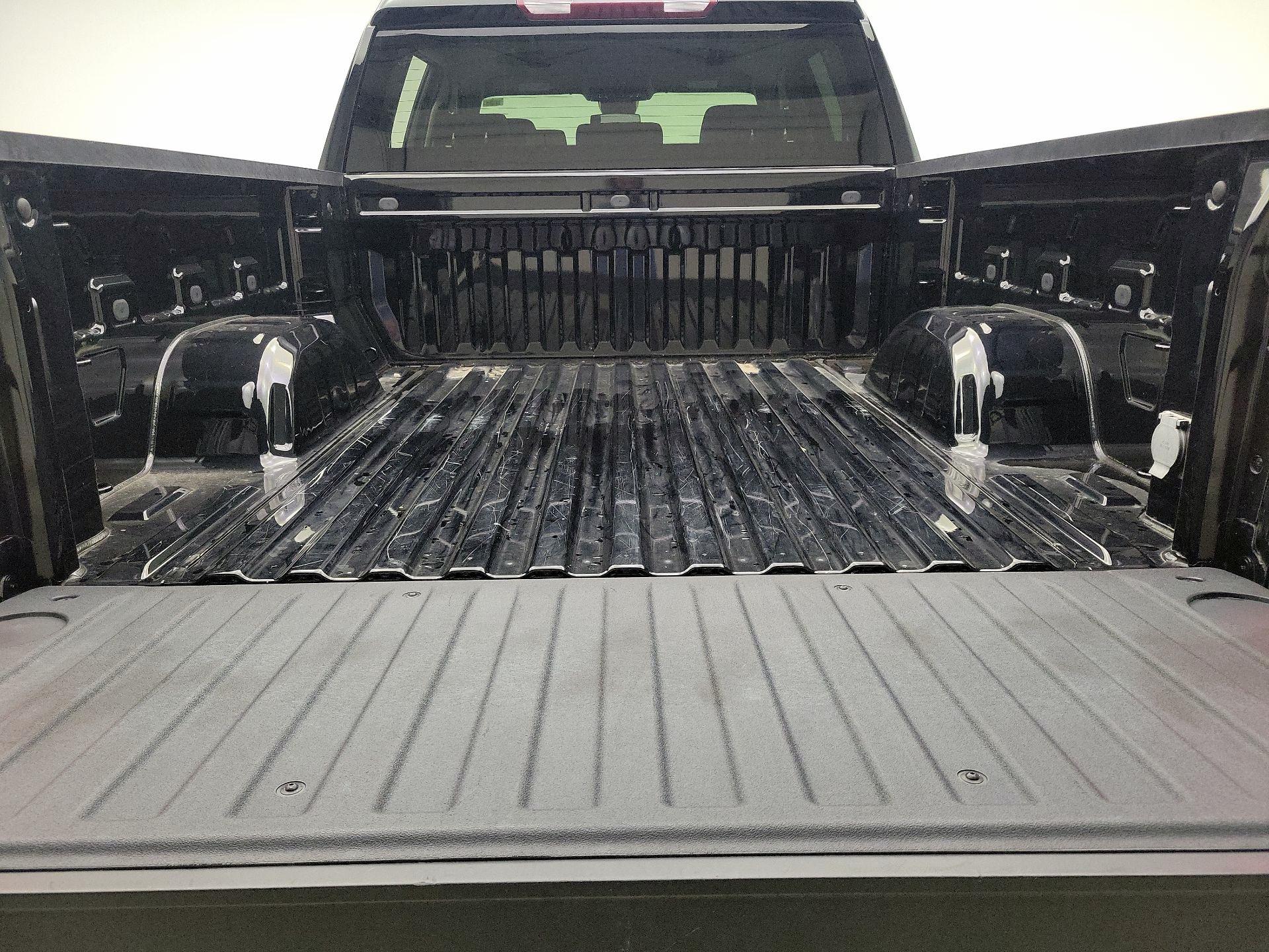 Thumbnail: 2022 Chevrolet Silverado 1500 - 20