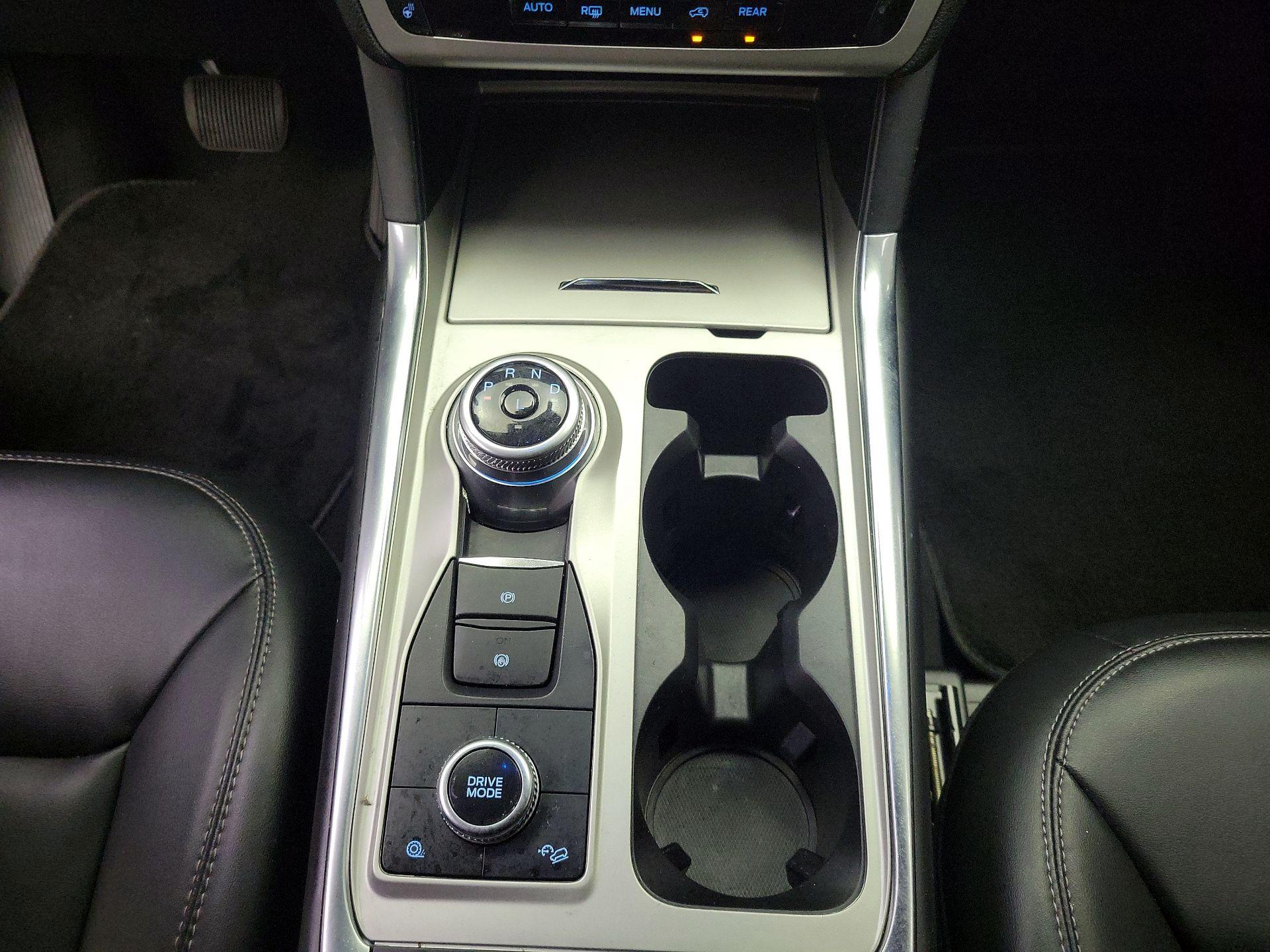 Thumbnail: 2022 Ford Explorer - 18