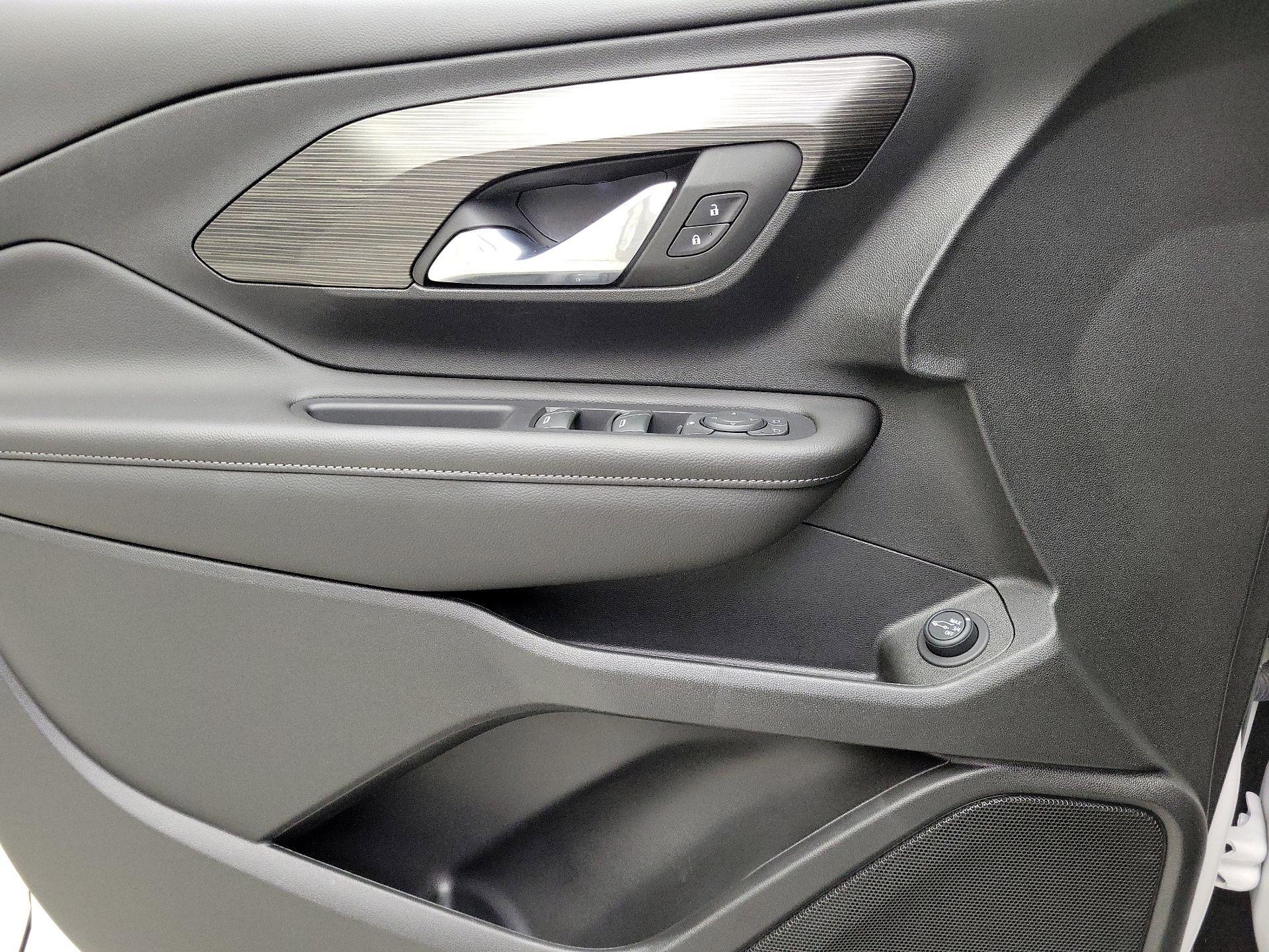 Thumbnail: 2023 GMC Terrain - 12