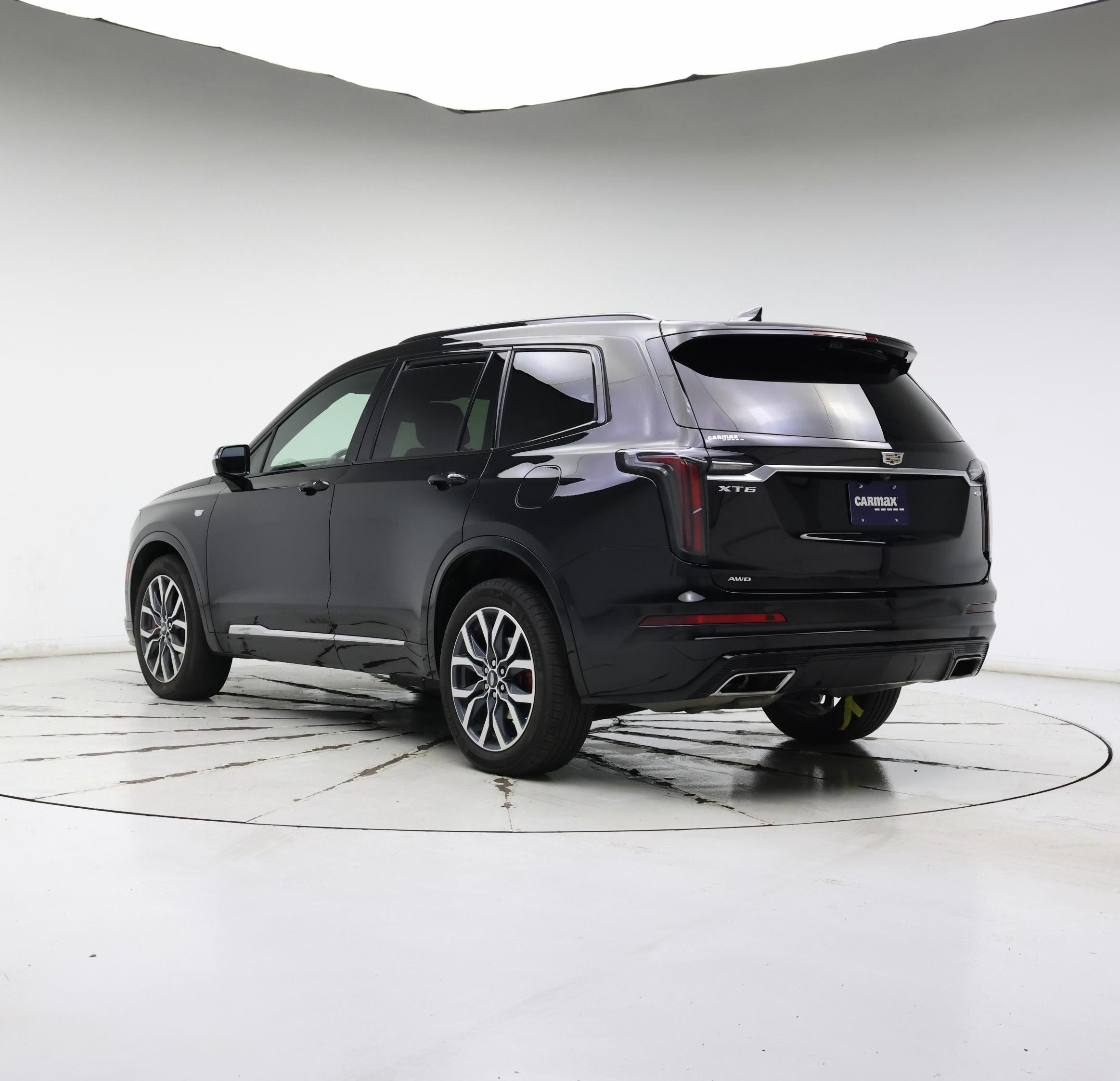 Thumbnail: 2023 Cadillac XT6 - 2
