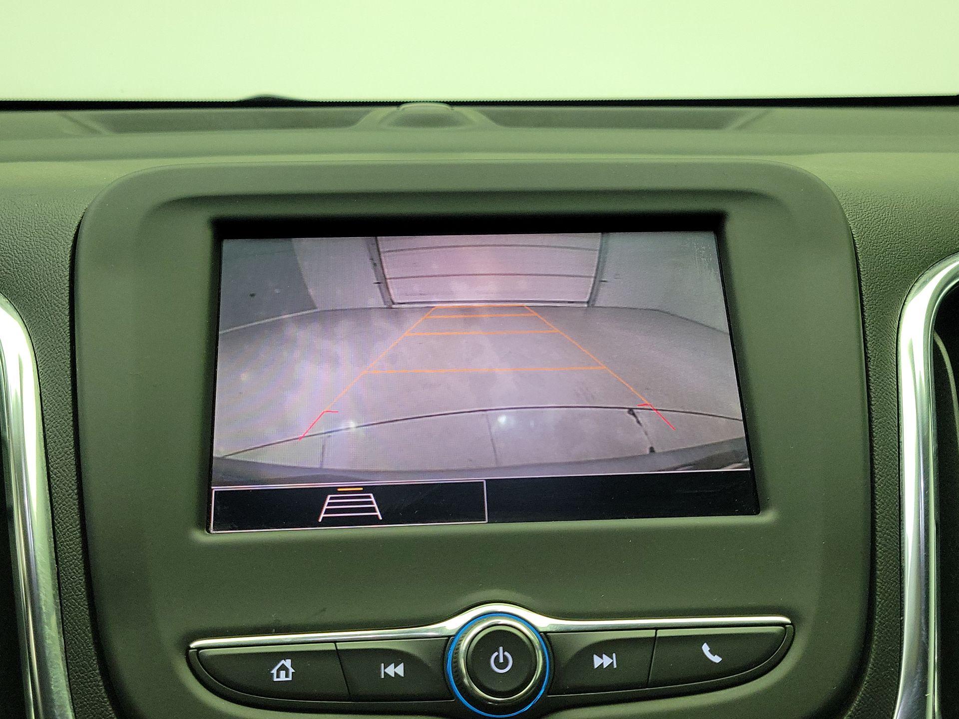 Thumbnail: 2022 Chevrolet Equinox - 14
