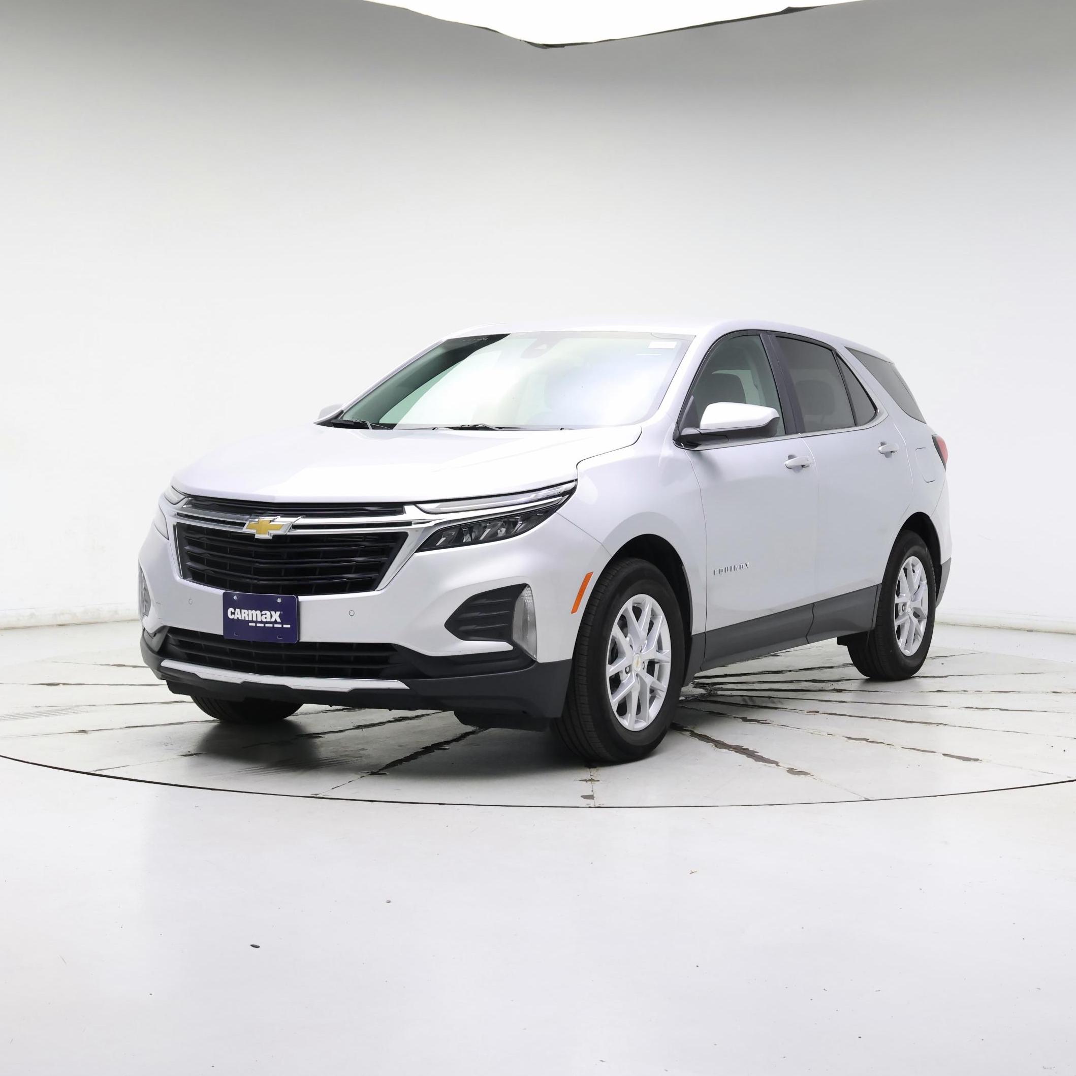 Thumbnail: 2022 Chevrolet Equinox - 4