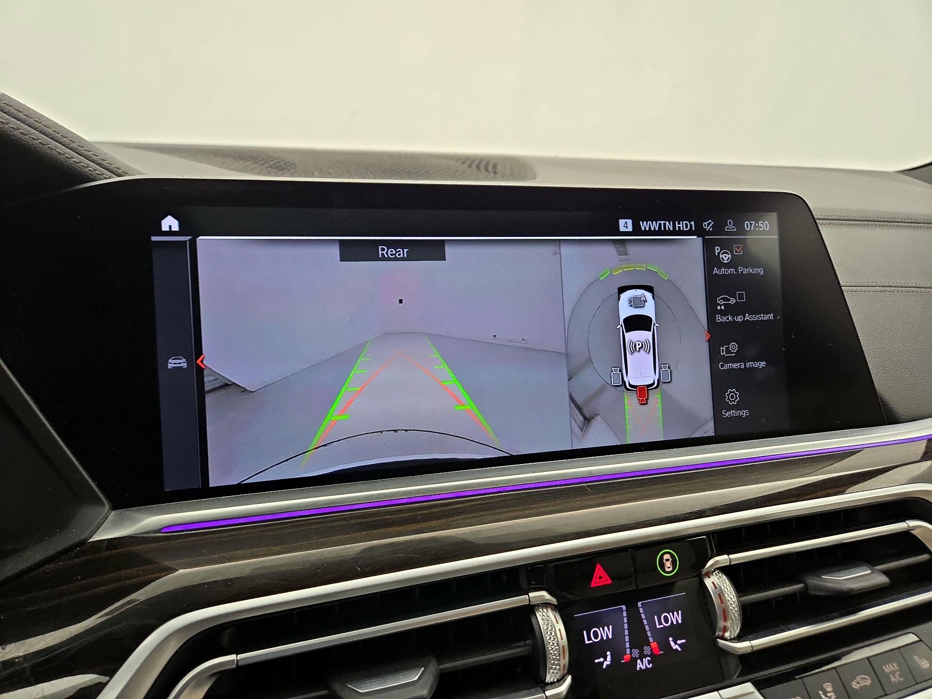 Thumbnail: 2021 BMW X5 - 15