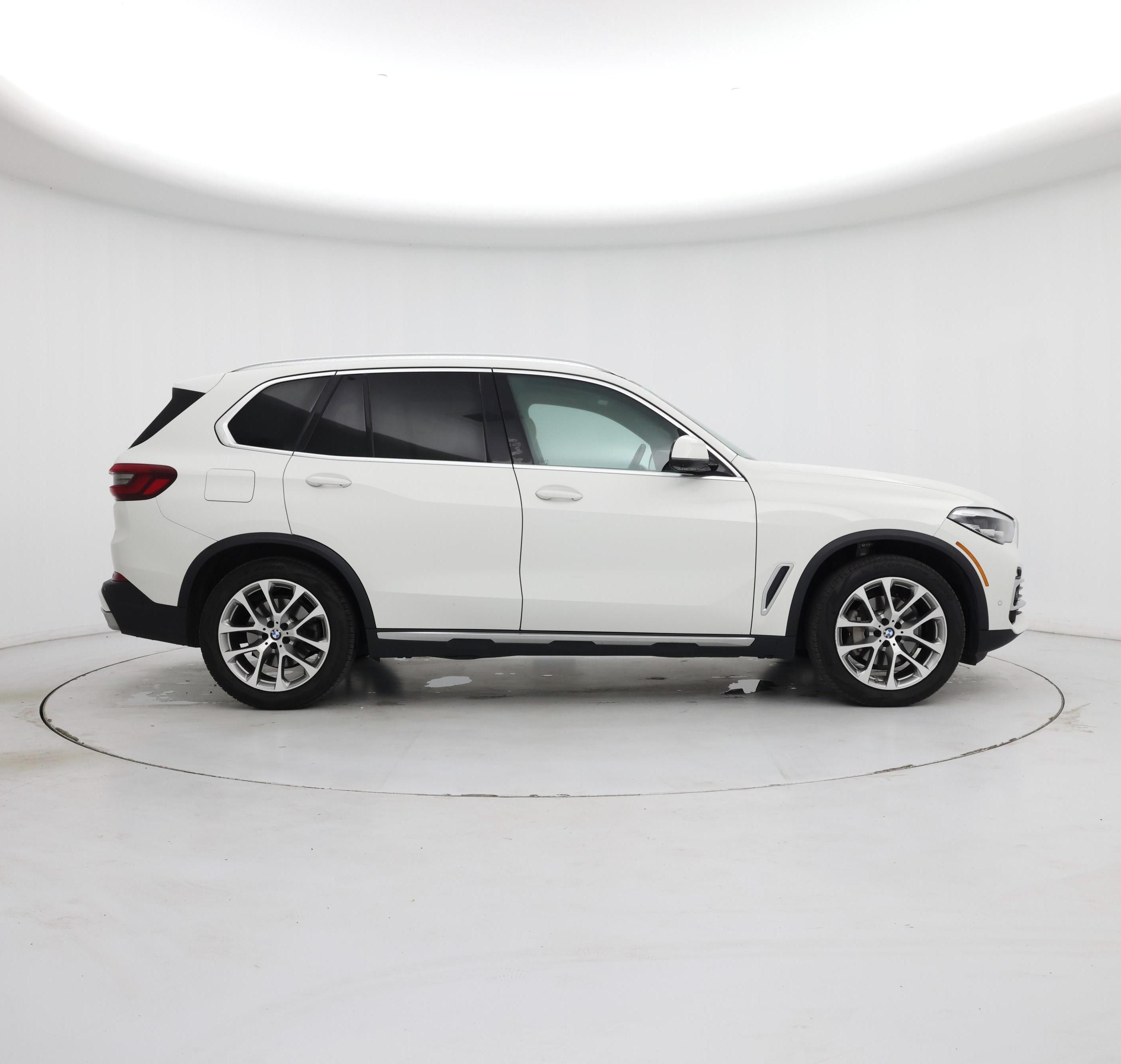 Thumbnail: 2021 BMW X5 - 7