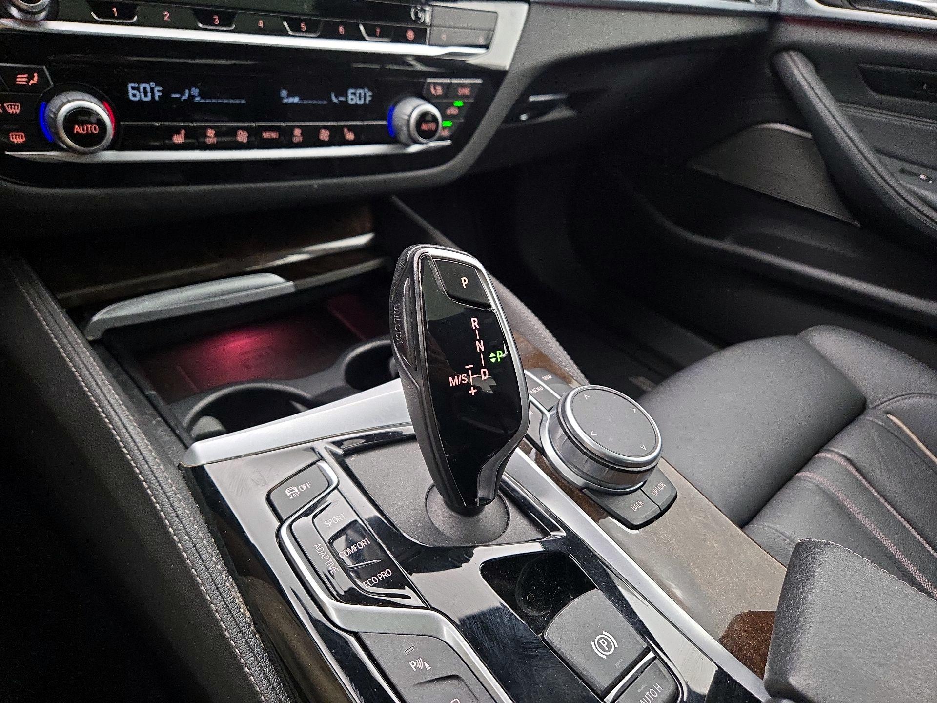 Thumbnail: 2020 BMW 5 Series - 18