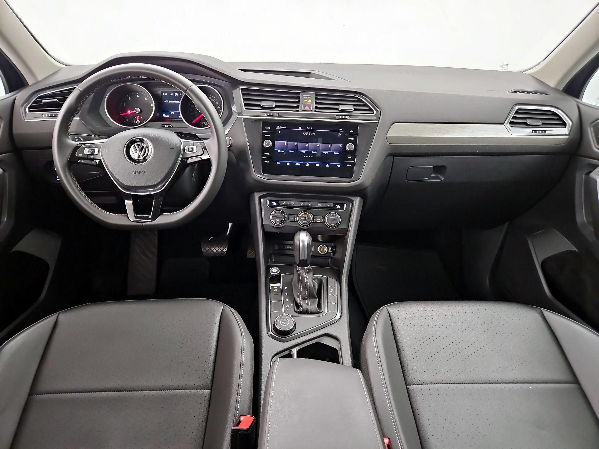 Thumbnail: 2021 Volkswagen Tiguan - 9