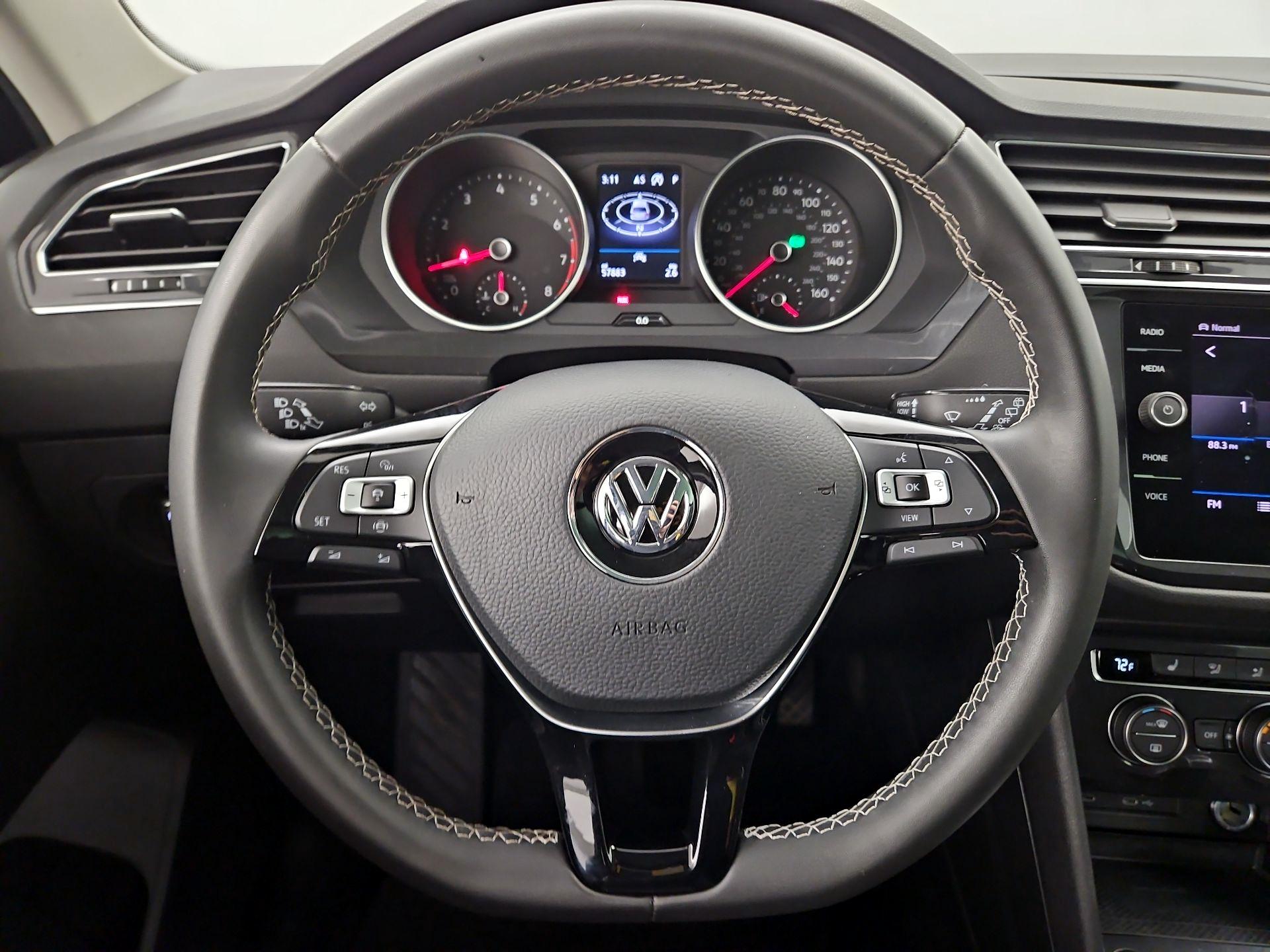 Thumbnail: 2021 Volkswagen Tiguan - 10