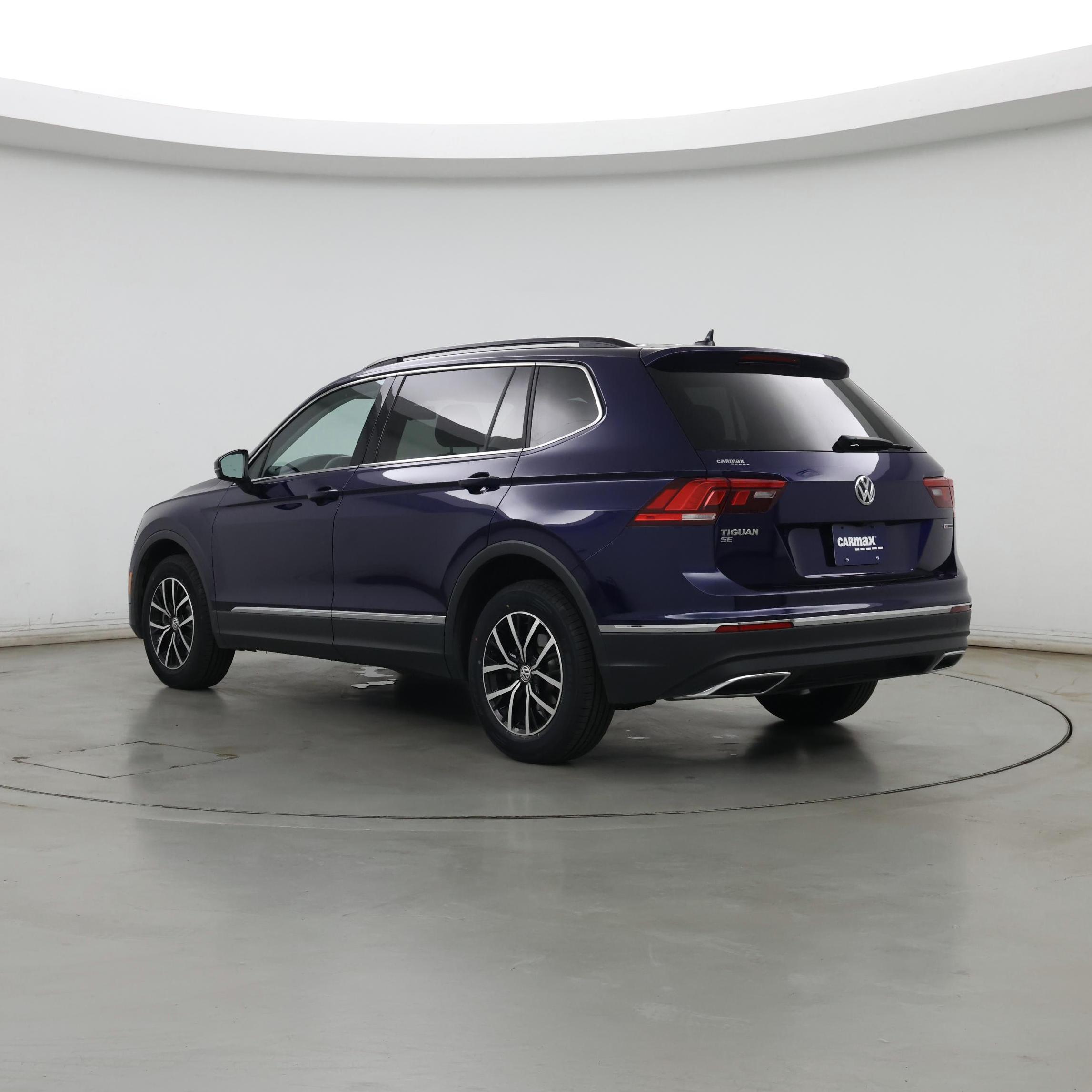 Thumbnail: 2021 Volkswagen Tiguan - 2