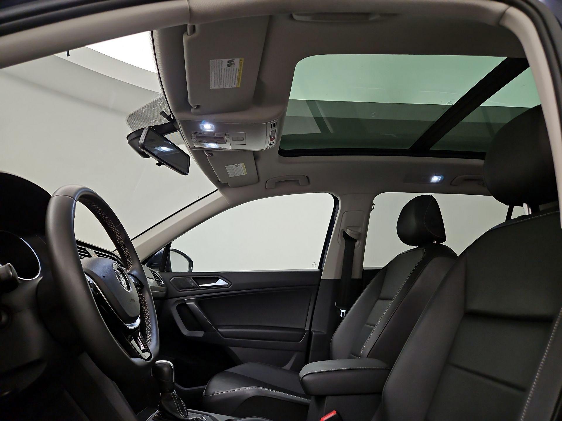 Thumbnail: 2021 Volkswagen Tiguan - 19