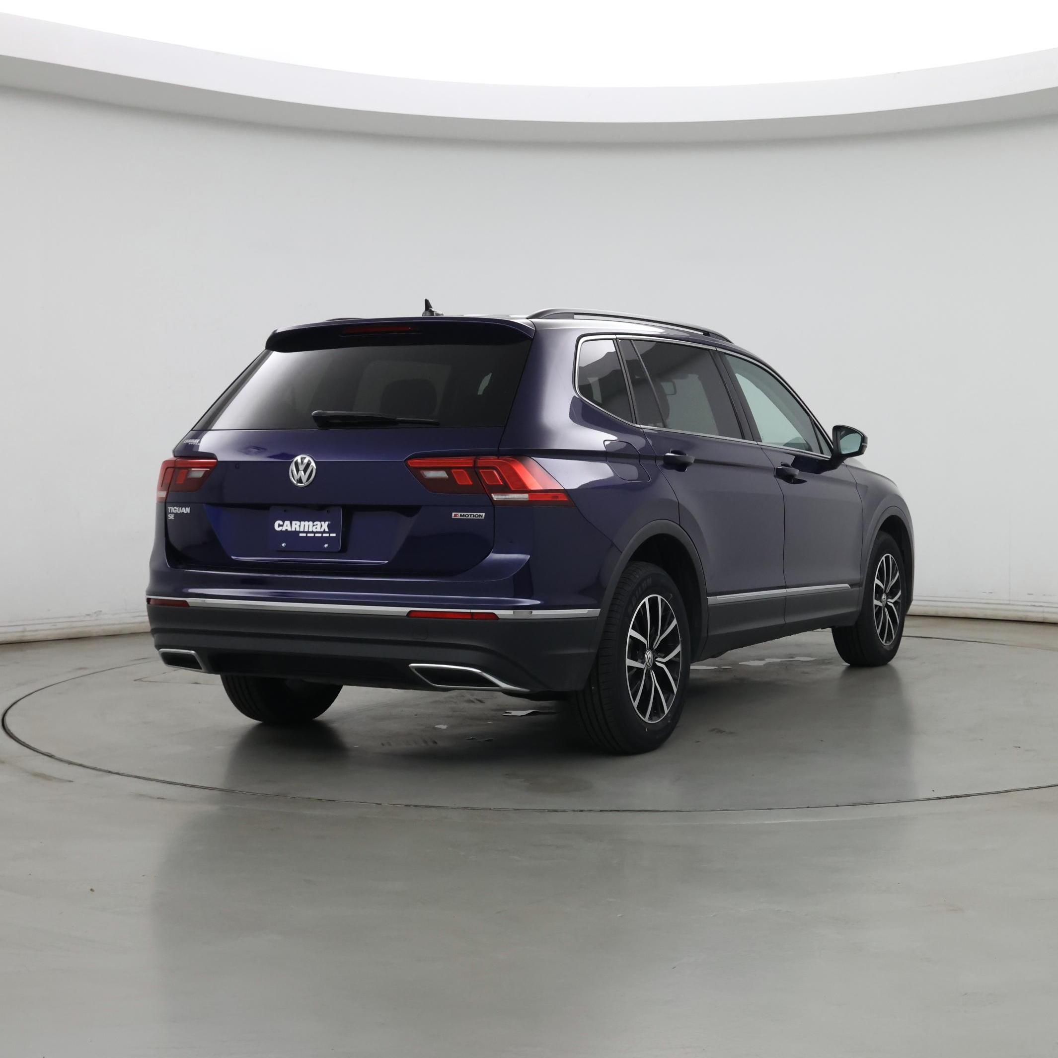 Thumbnail: 2021 Volkswagen Tiguan - 8