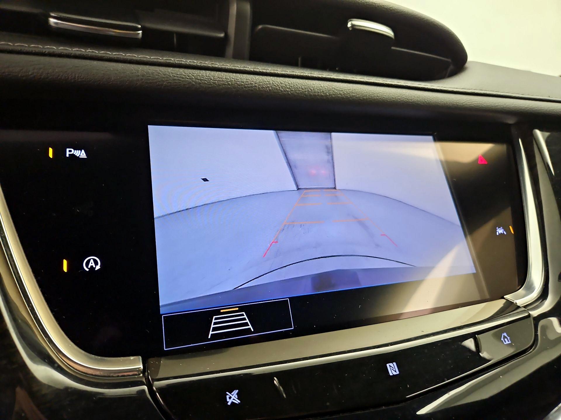Thumbnail: 2020 Cadillac XT6 - 15