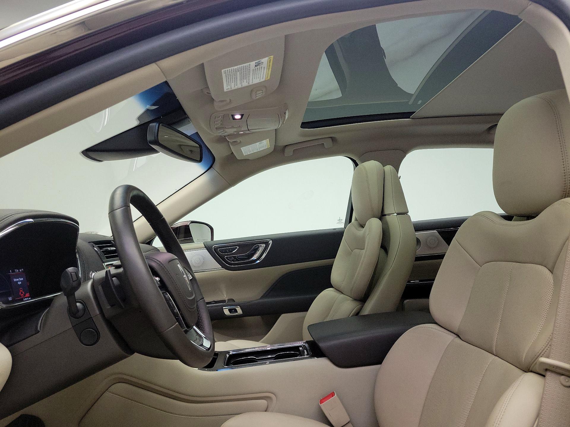 Thumbnail: 2019 Lincoln Continental - 20