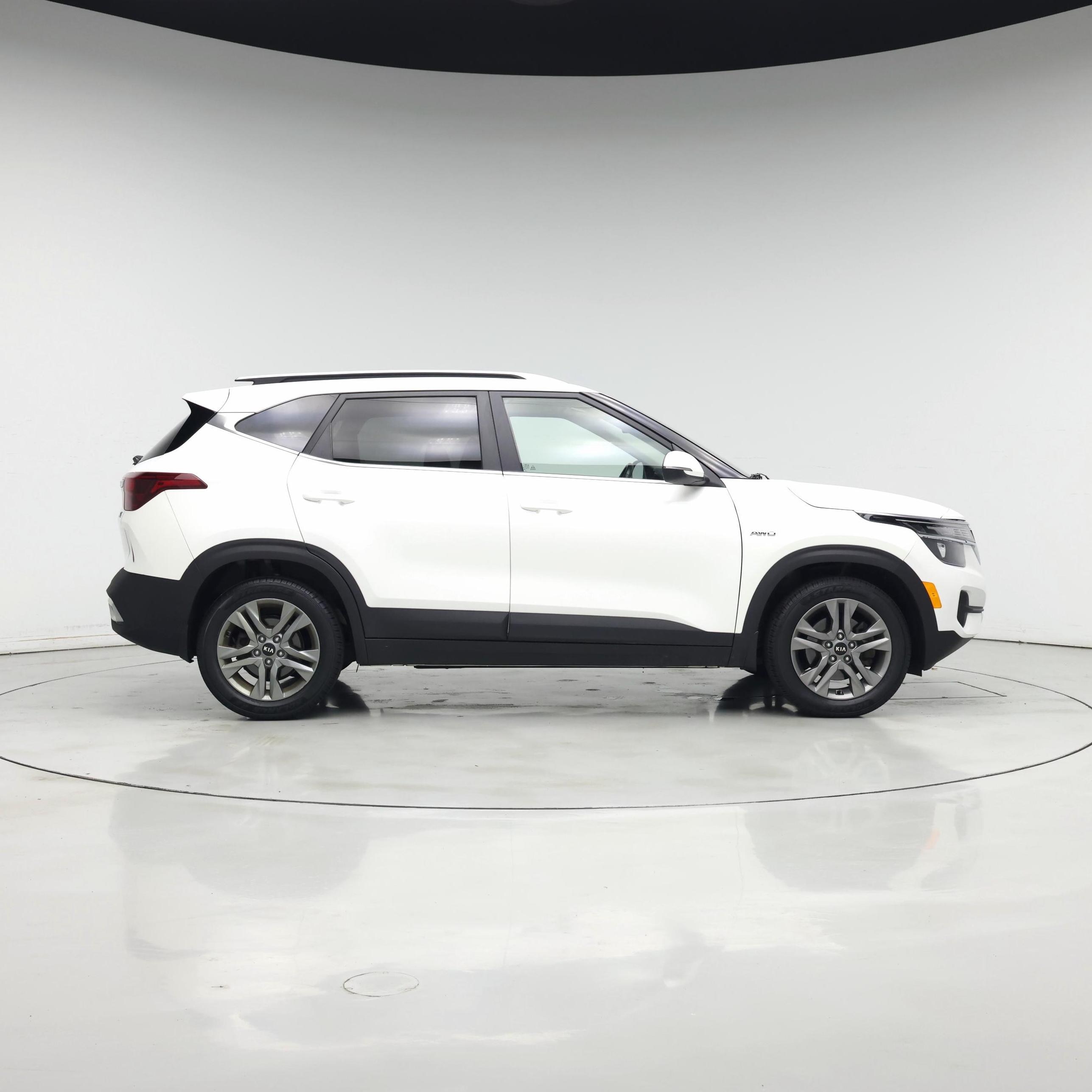 Thumbnail: 2021 Kia Seltos - 7