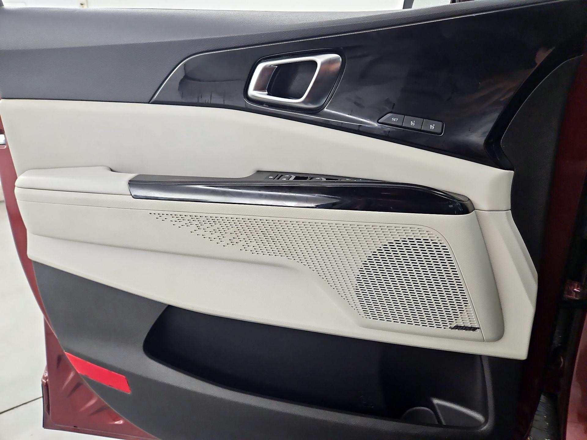 Thumbnail: 2024 Kia Carnival - 12