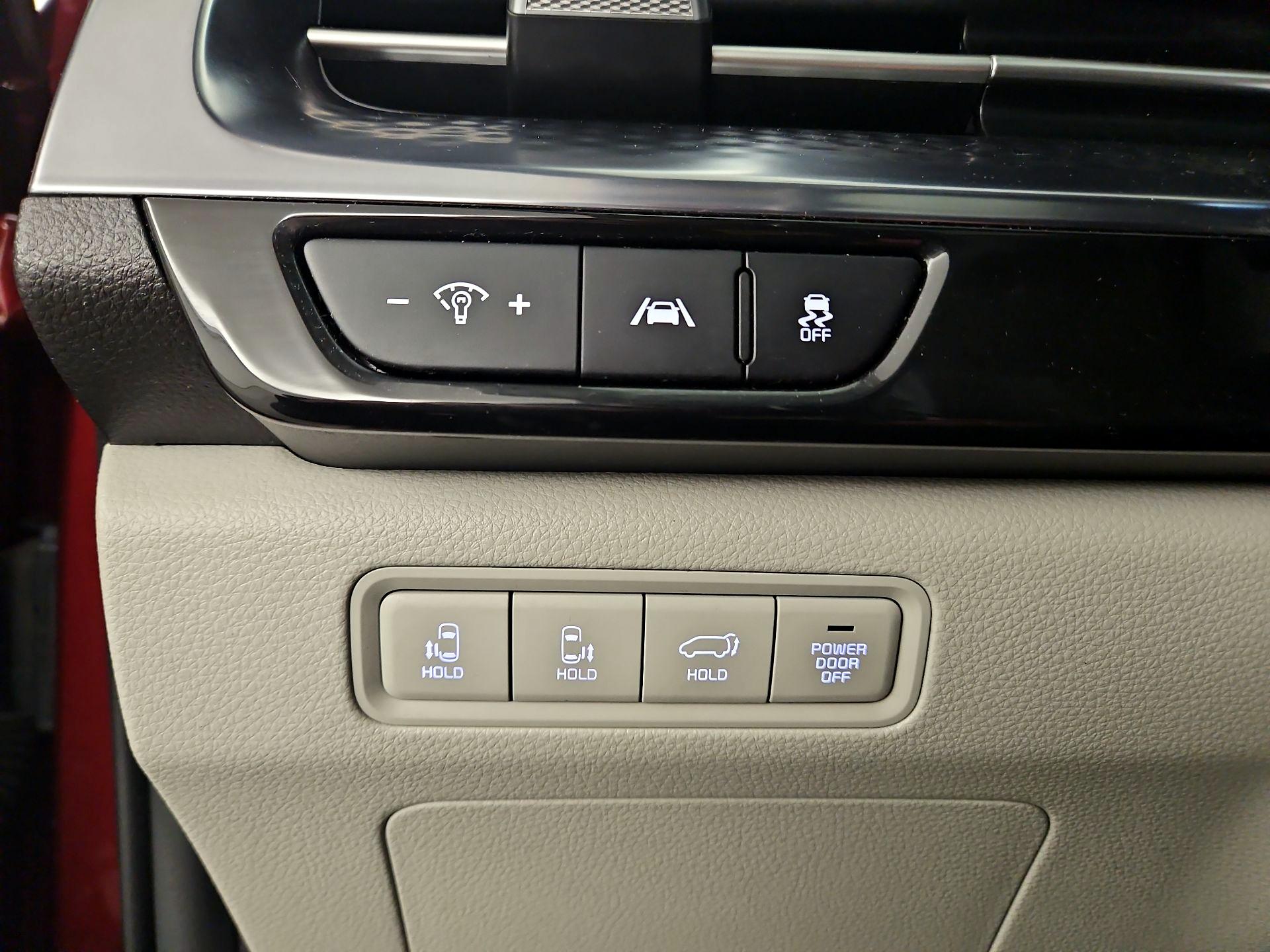 Thumbnail: 2024 Kia Carnival - 13