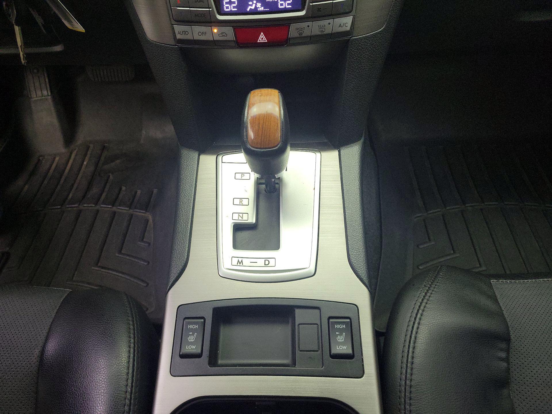 Thumbnail: 2014 Subaru Outback - 17