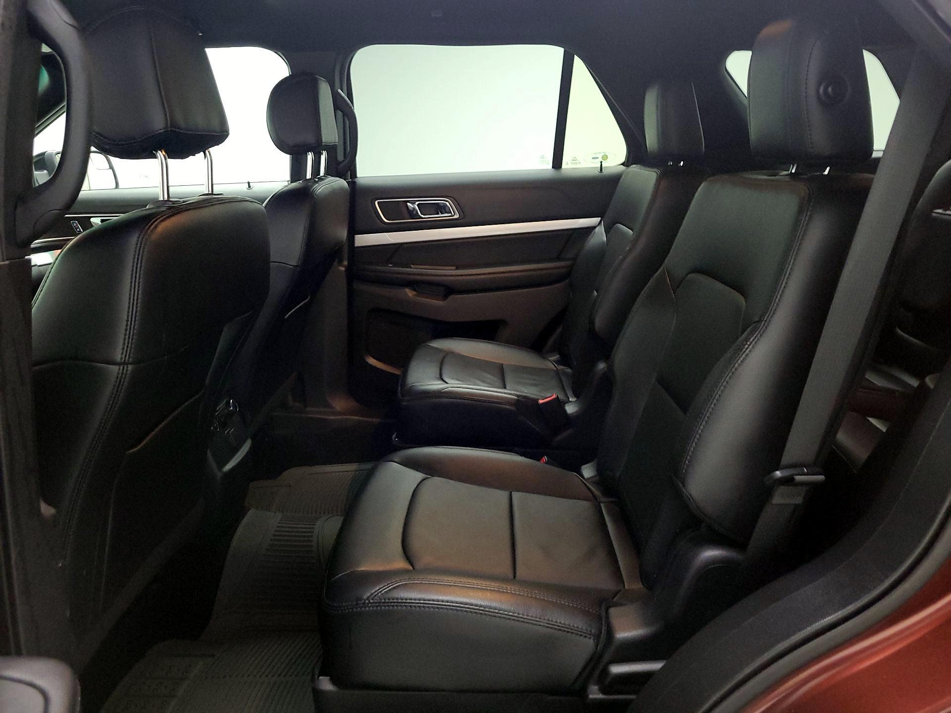 Thumbnail: 2016 Ford Explorer - 19