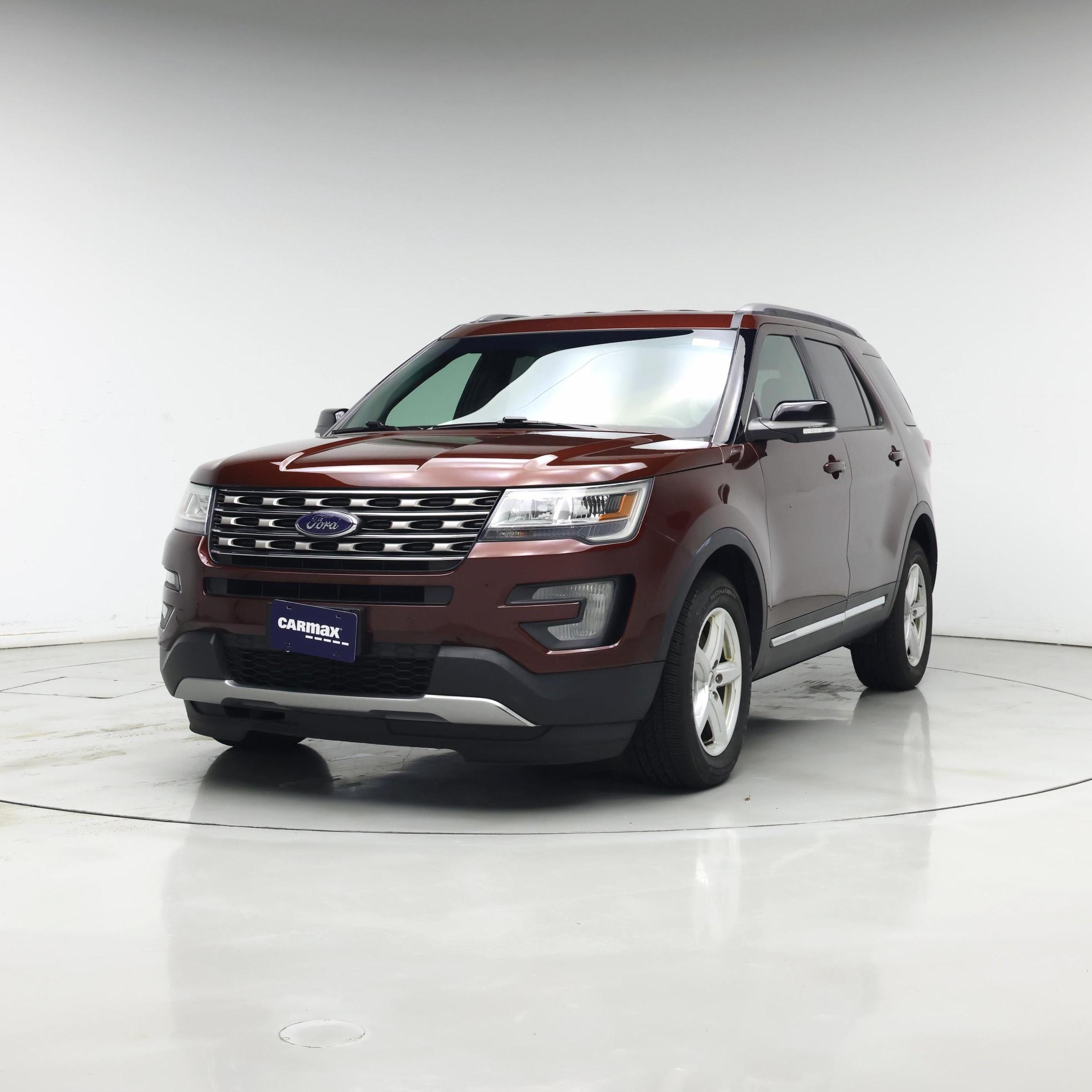 Thumbnail: 2016 Ford Explorer - 4