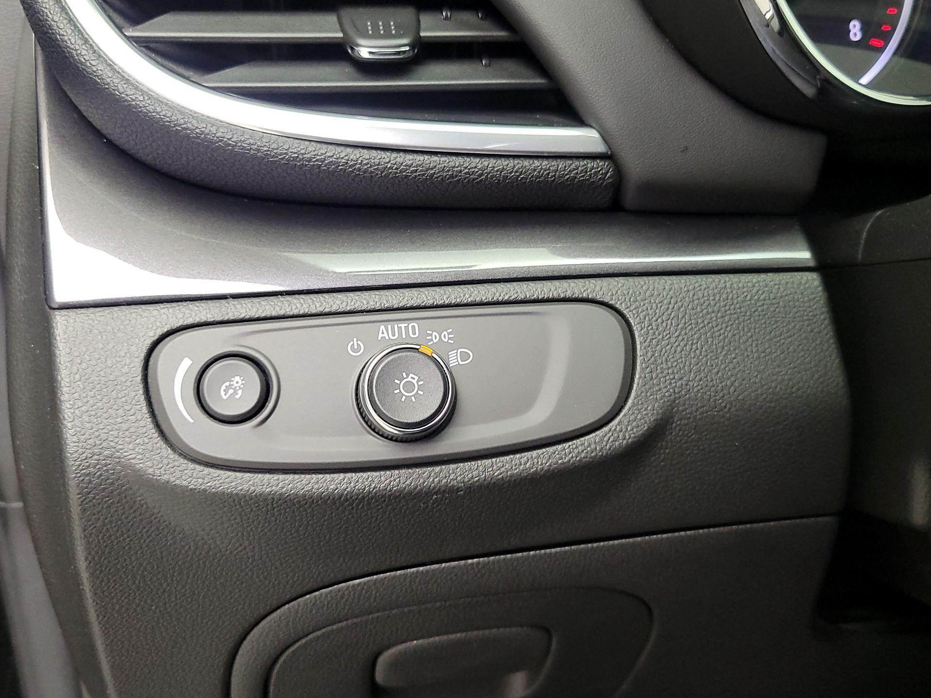 Thumbnail: 2022 Buick Encore - 13