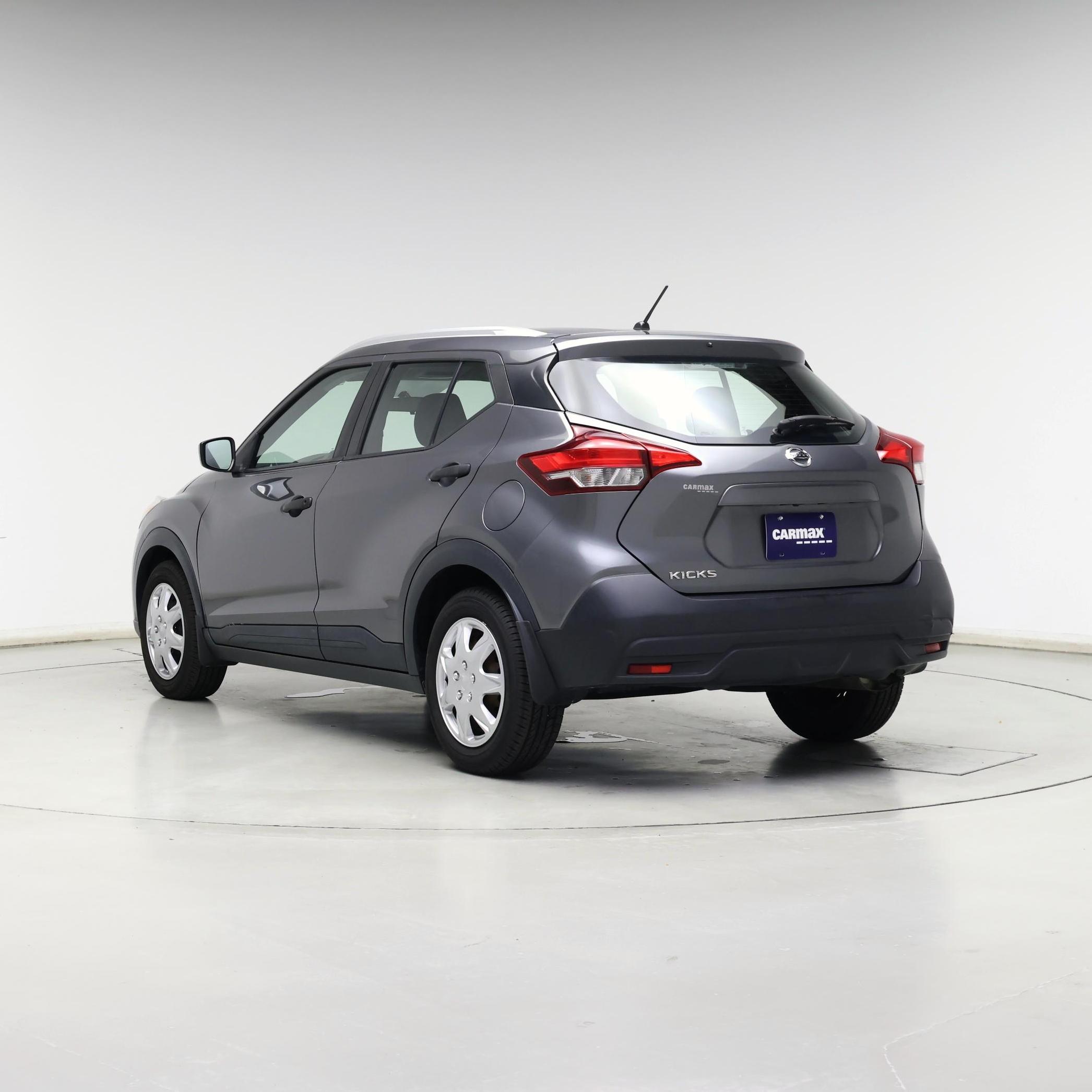 Thumbnail: 2018 Nissan Kicks - 2