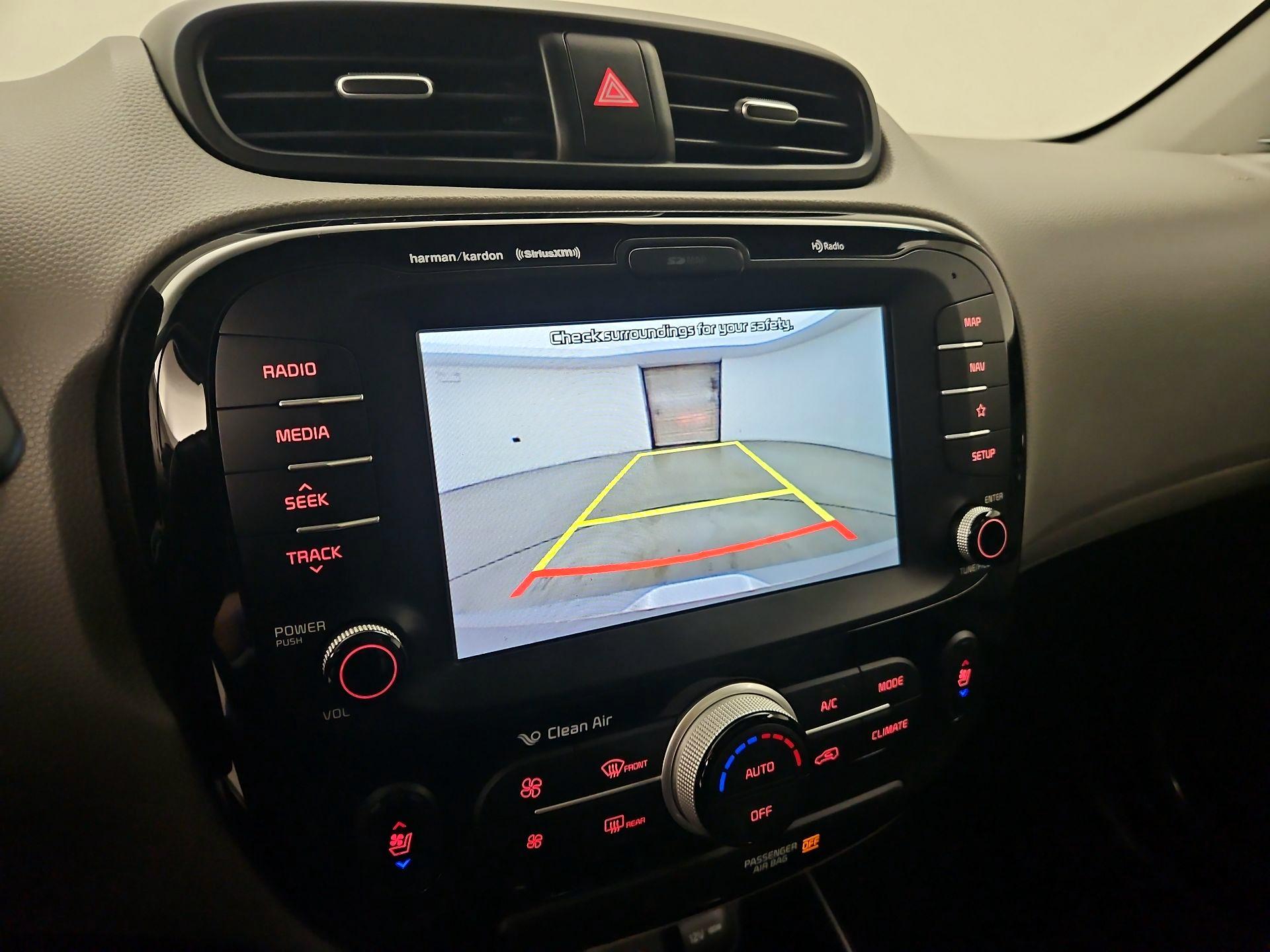 Thumbnail: 2019 Kia Soul - 15