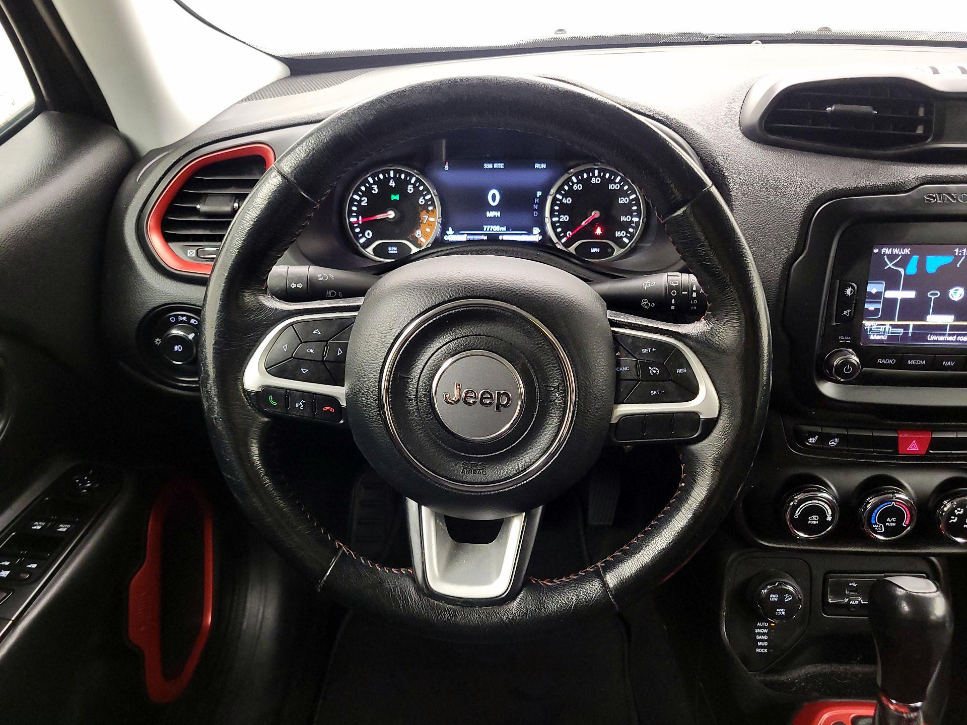 Thumbnail: 2017 Jeep Renegade - 10