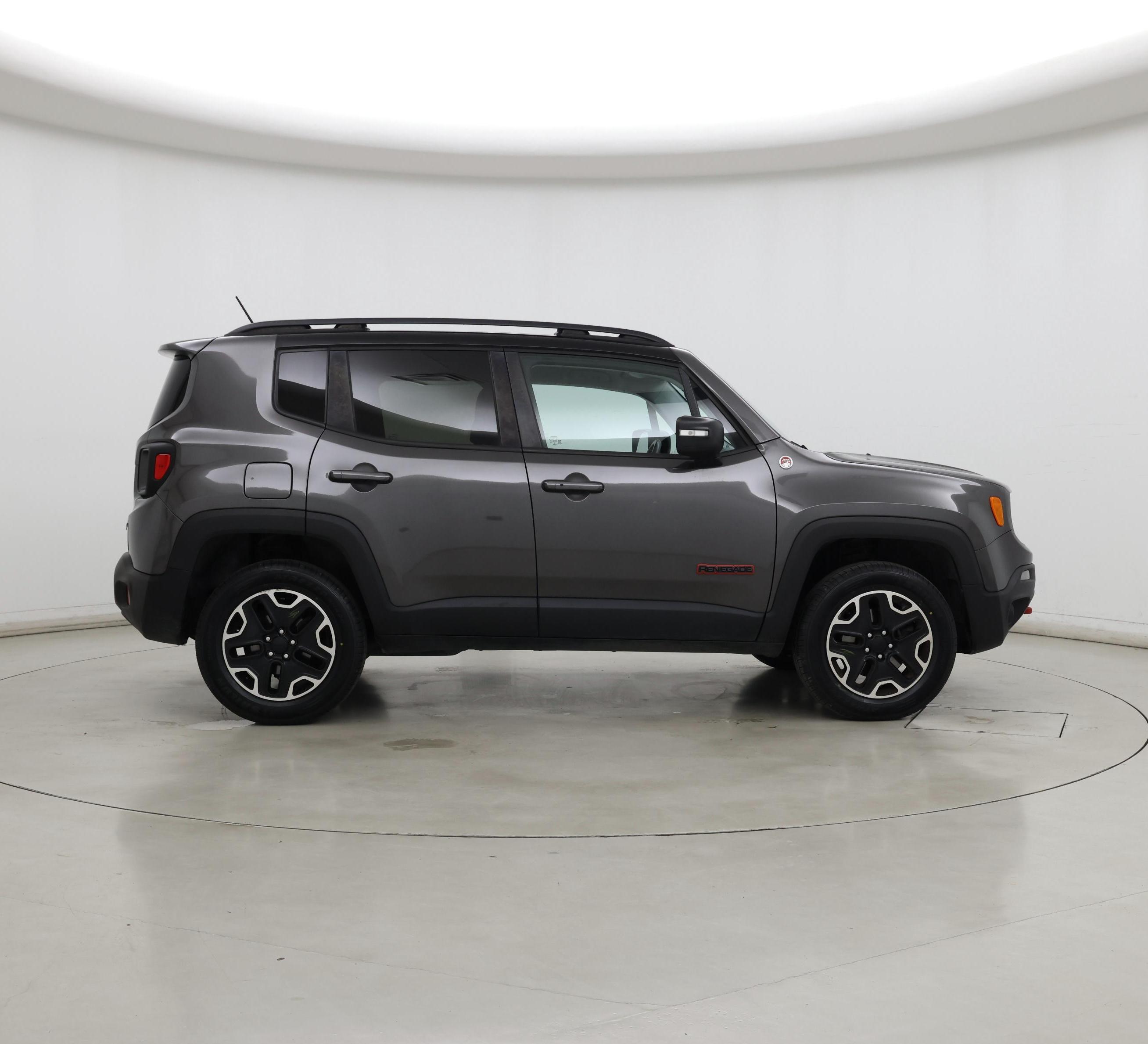 Thumbnail: 2017 Jeep Renegade - 7