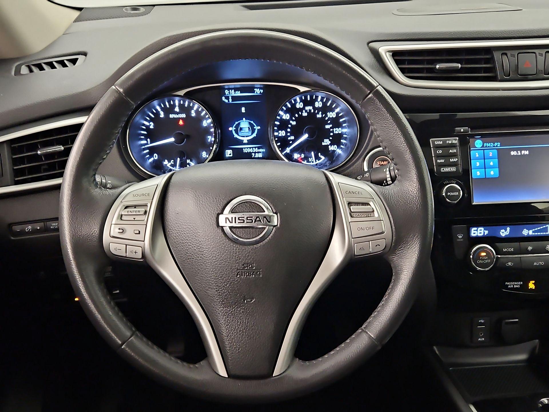 Thumbnail: 2016 Nissan Rogue - 10