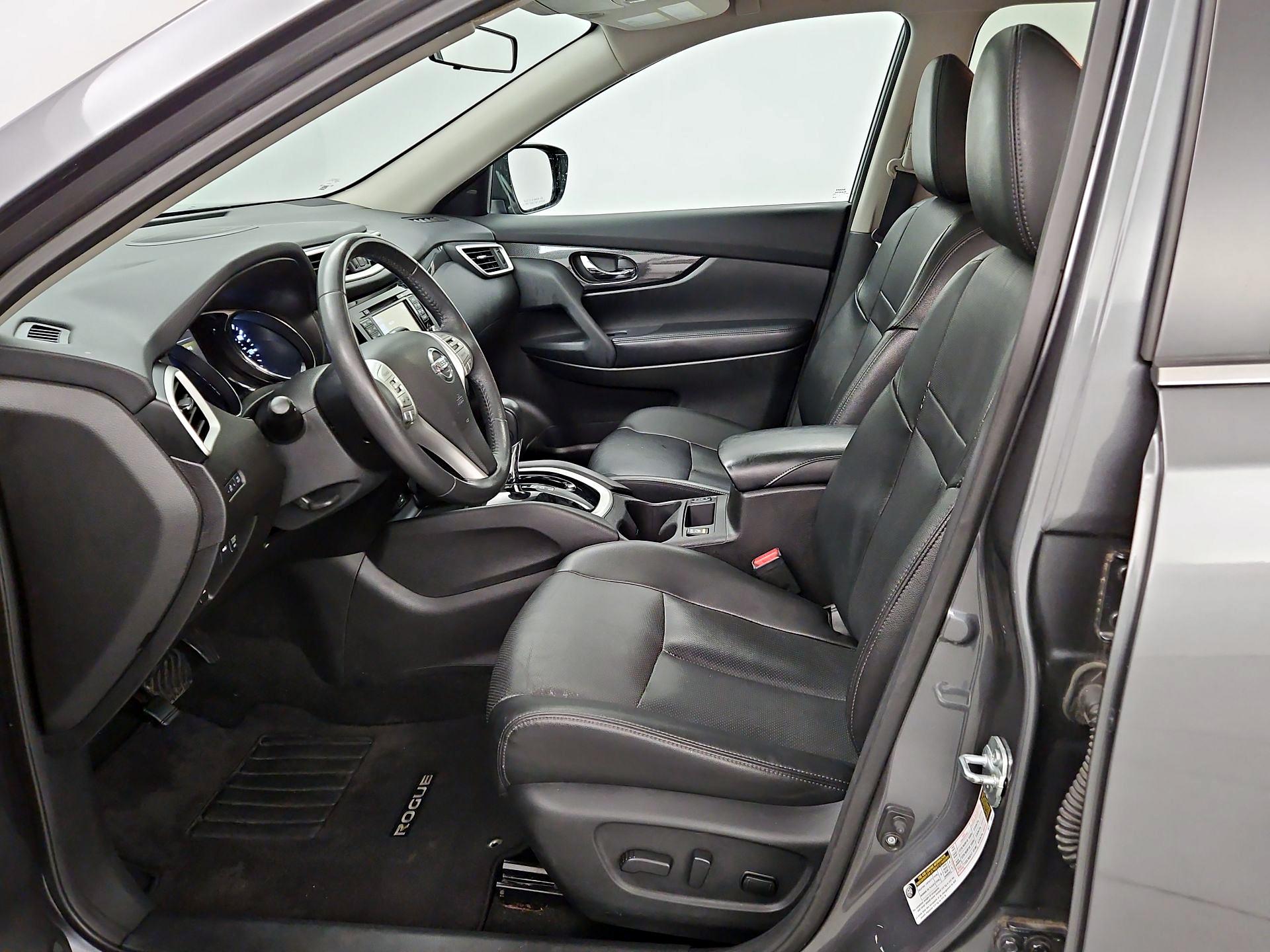 Thumbnail: 2016 Nissan Rogue - 11