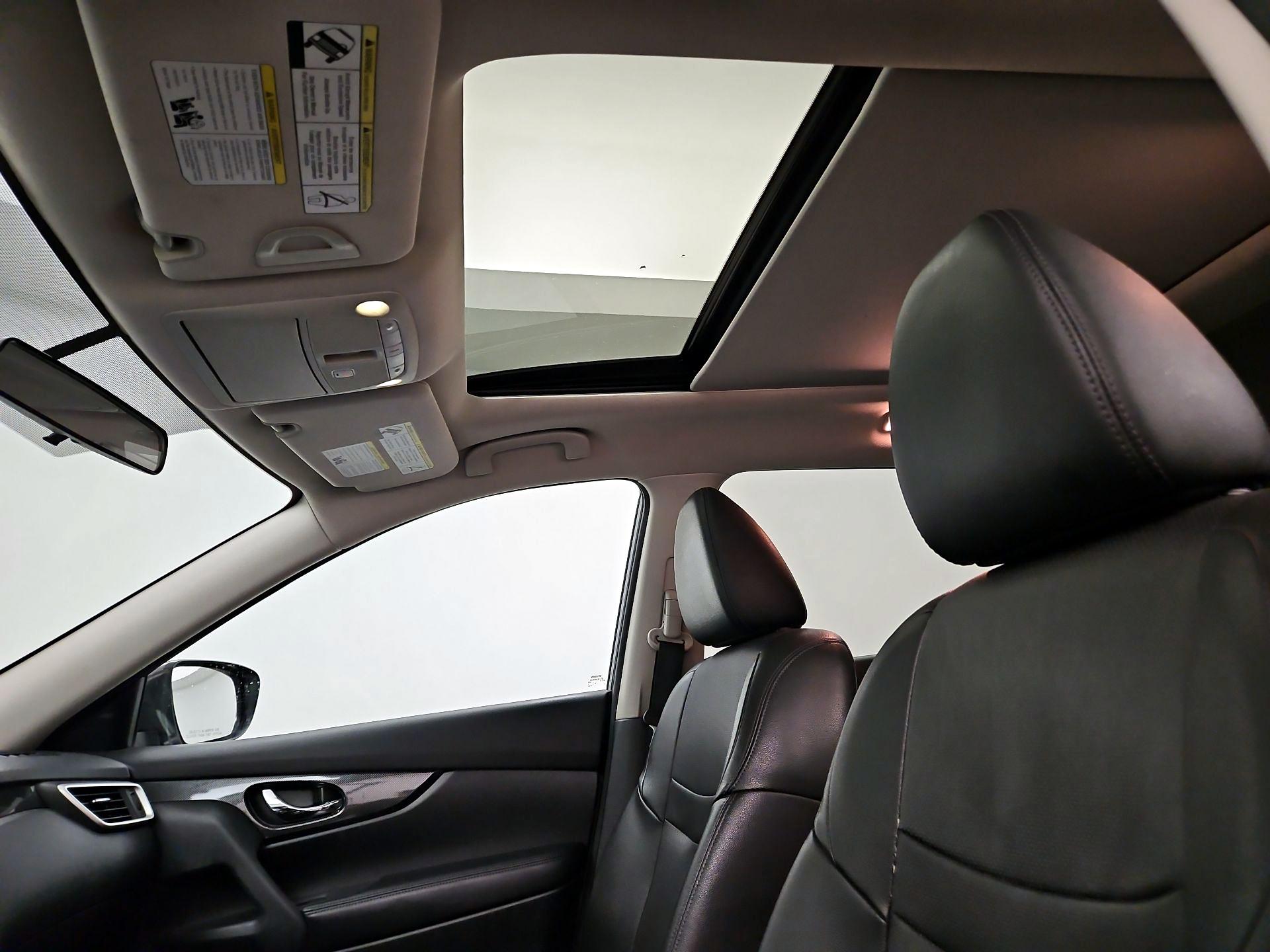 Thumbnail: 2016 Nissan Rogue - 20