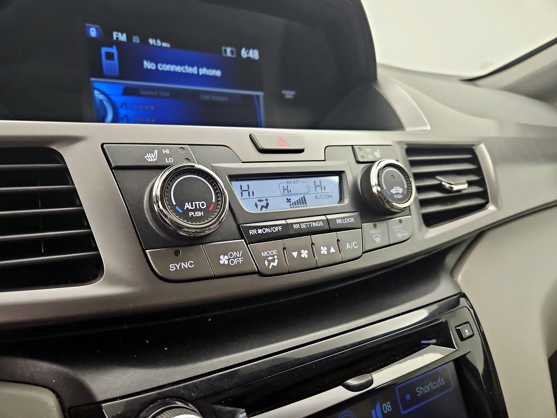 Thumbnail: 2014 Honda Odyssey - 16